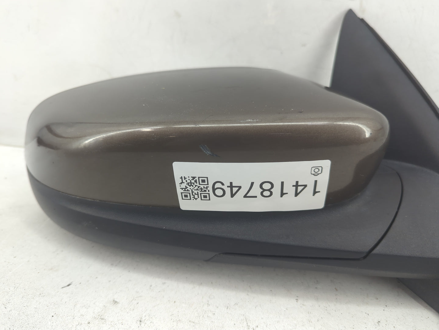 2010-2019 Ford Taurus Passenger Side View Mirror - Right Door Mirror OEM Used - Oemusedautoparts1.com