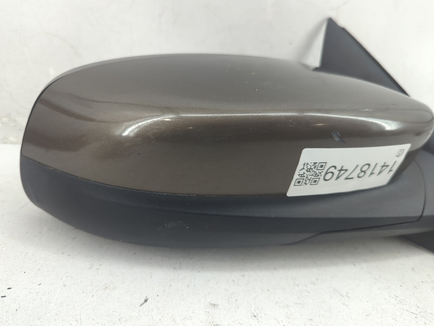 2010-2019 Ford Taurus Passenger Side View Mirror - Right Door Mirror OEM Used - Oemusedautoparts1.com