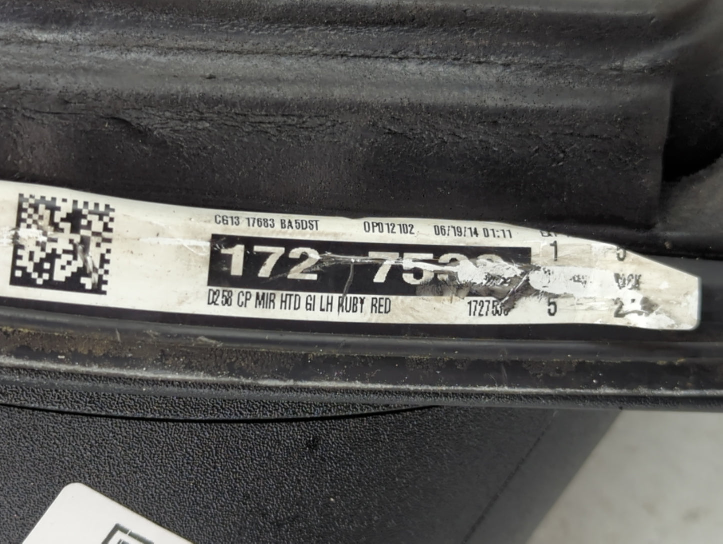 2010-2019 Ford Taurus Driver Side View Mirror - Left Door Mirror OEM Used - Oemusedautoparts1.com