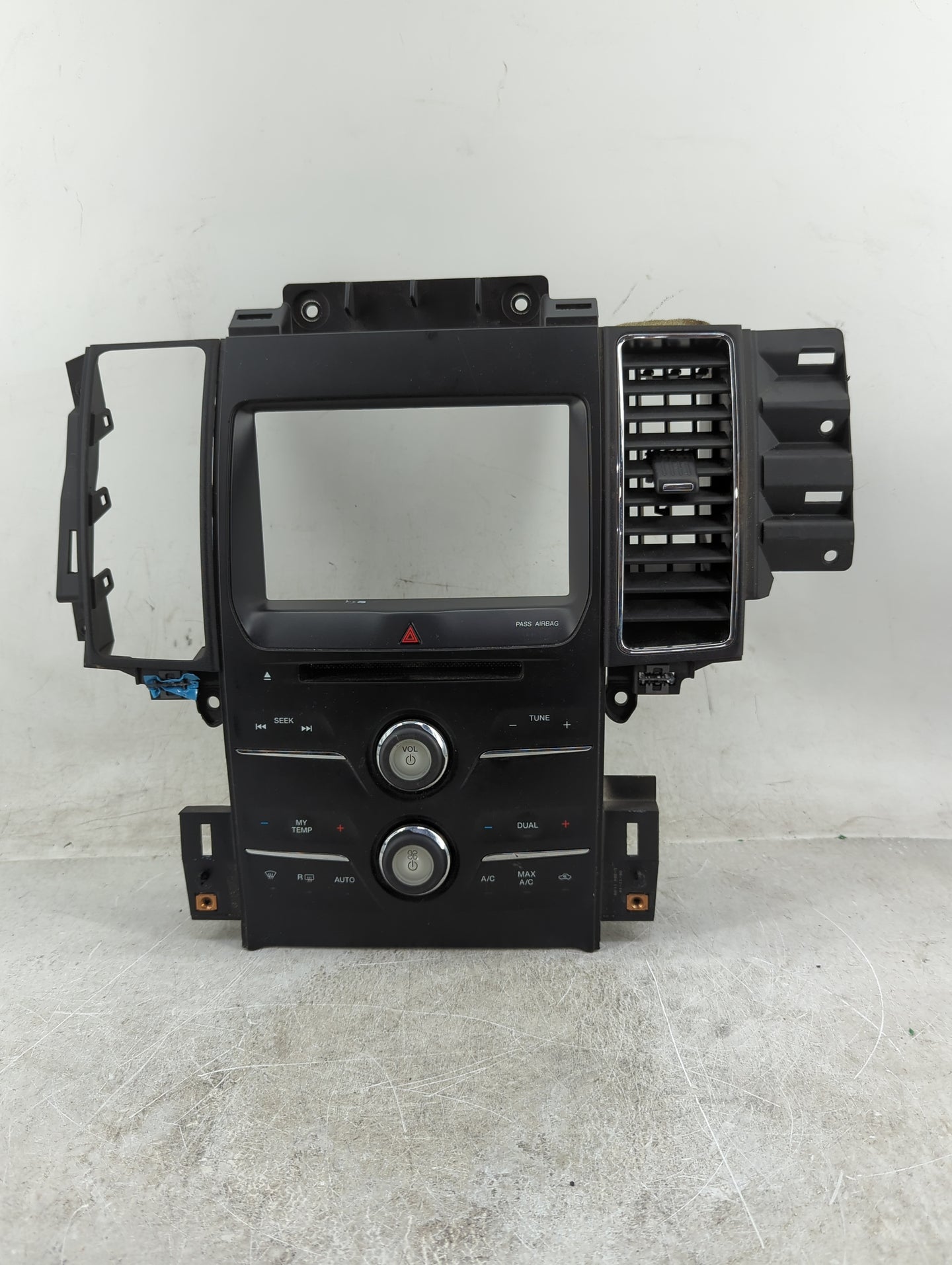 2013-2015 Ford Taurus Radio Control Panel Black - Oemusedautoparts1.com