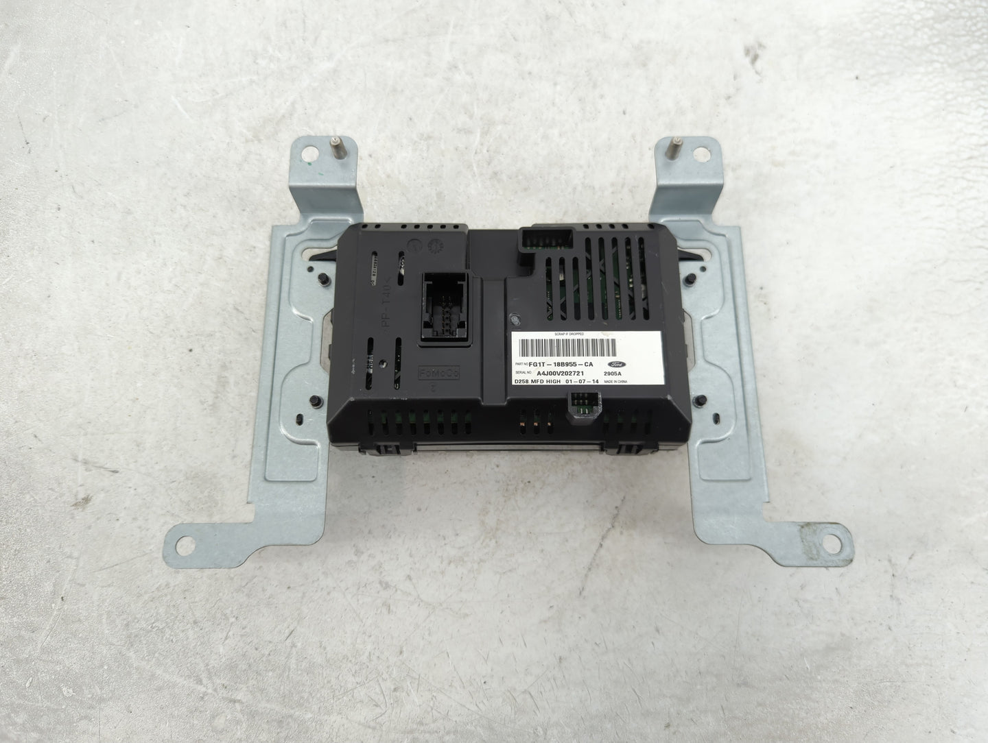 2015-2019 Ford Taurus Radio AM FM Cd Player Receiver Replacement P/N:FG1T-18B955-CA Fits Fits 2015 2016 2017 2018 2019 OEM U