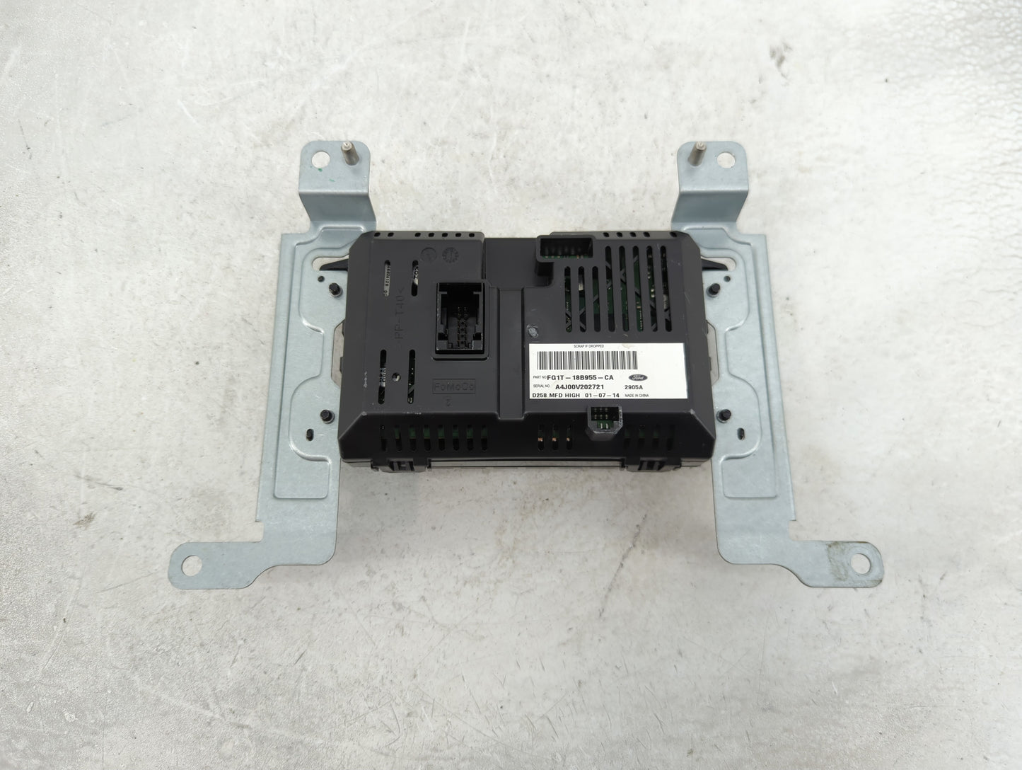 2015-2019 Ford Taurus Radio AM FM Cd Player Receiver Replacement P/N:FG1T-18B955-CA Fits Fits 2015 2016 2017 2018 2019 OEM U
