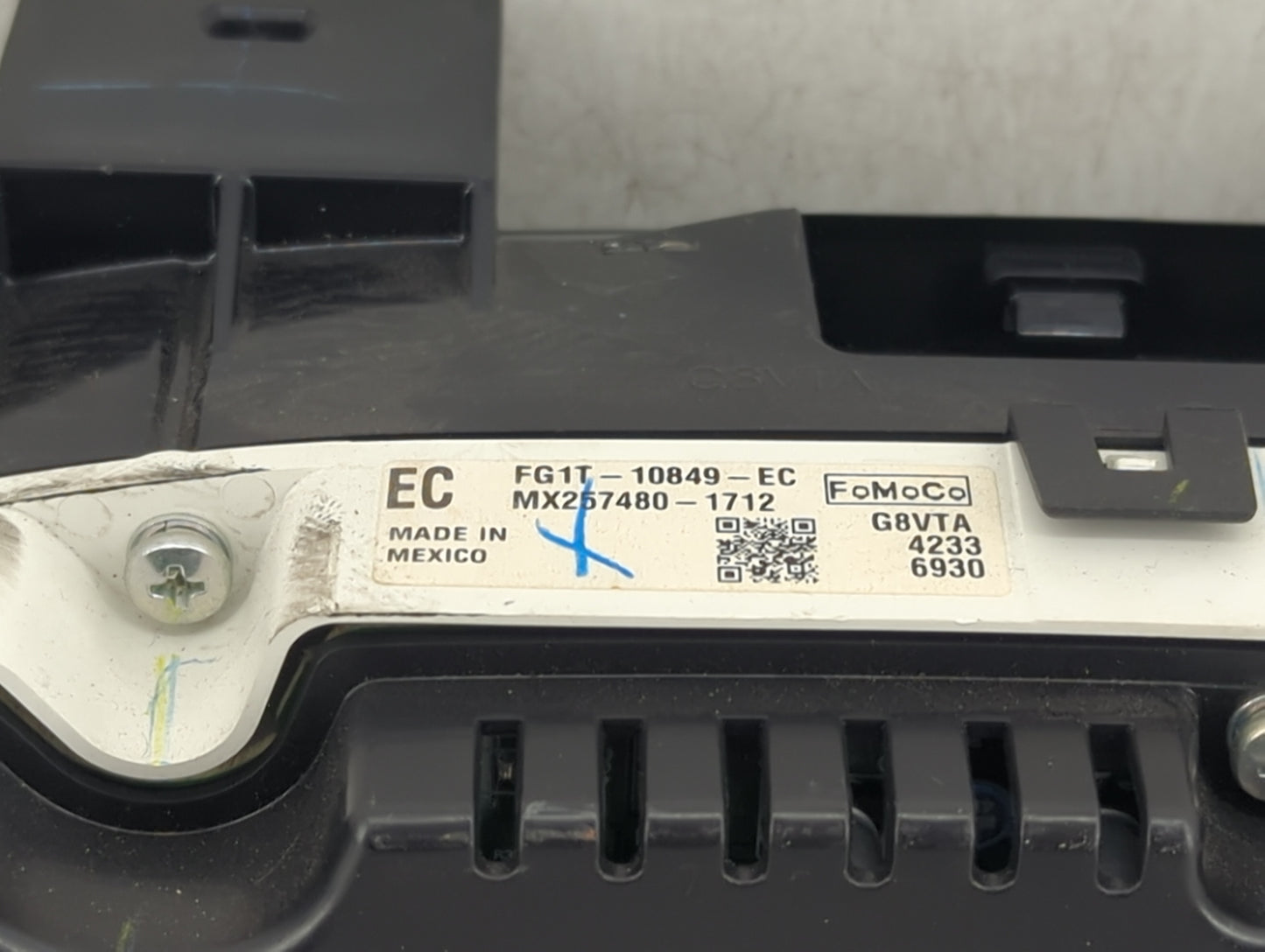 2015 Ford Taurus Instrument Cluster Speedometer Gauges P/N:FG1T-10849-EC MX257480-1712 Fits OEM Used Auto Parts - Oemusedaut
