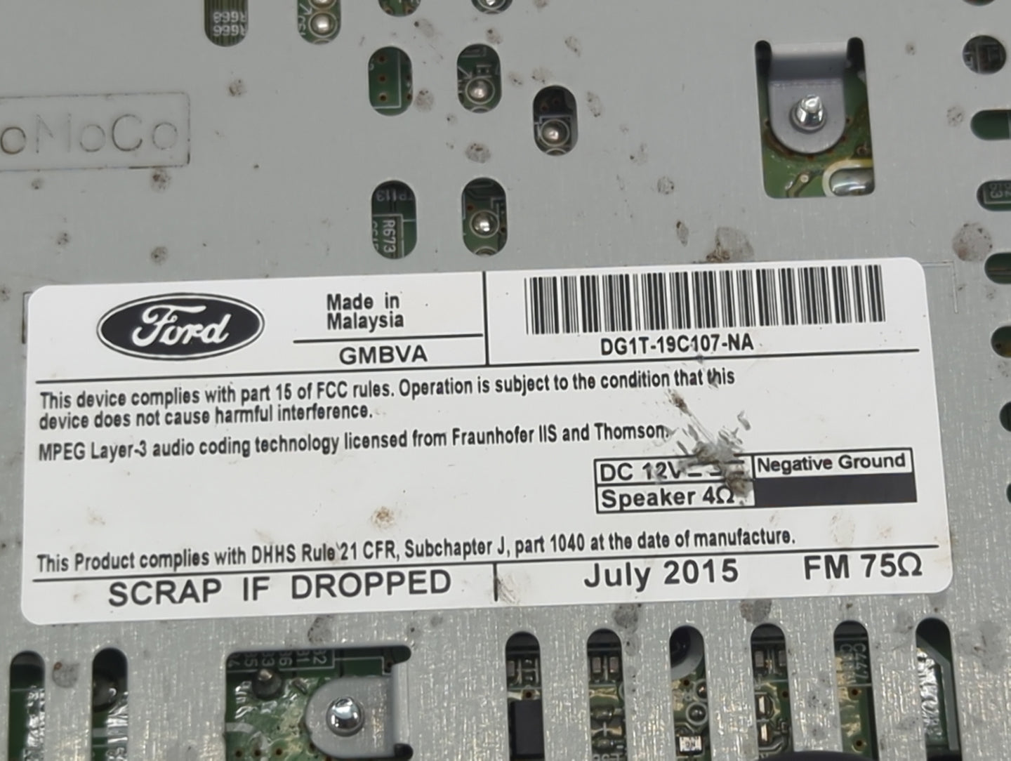 2015 Ford Taurus Radio AM FM Cd Player Receiver Replacement P/N:DG1T-19C107-NA Fits OEM Used Auto Parts - Oemusedautoparts1.