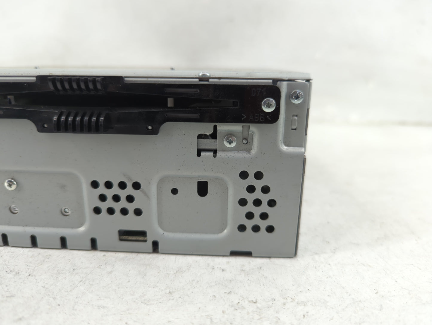 2013-2015 Ford Taurus Radio AM FM Cd Player Receiver Replacement P/N:CQ-FJ32E1UME DG1T-19C1 Fits Fits 2013 2014 2015 OEM Use