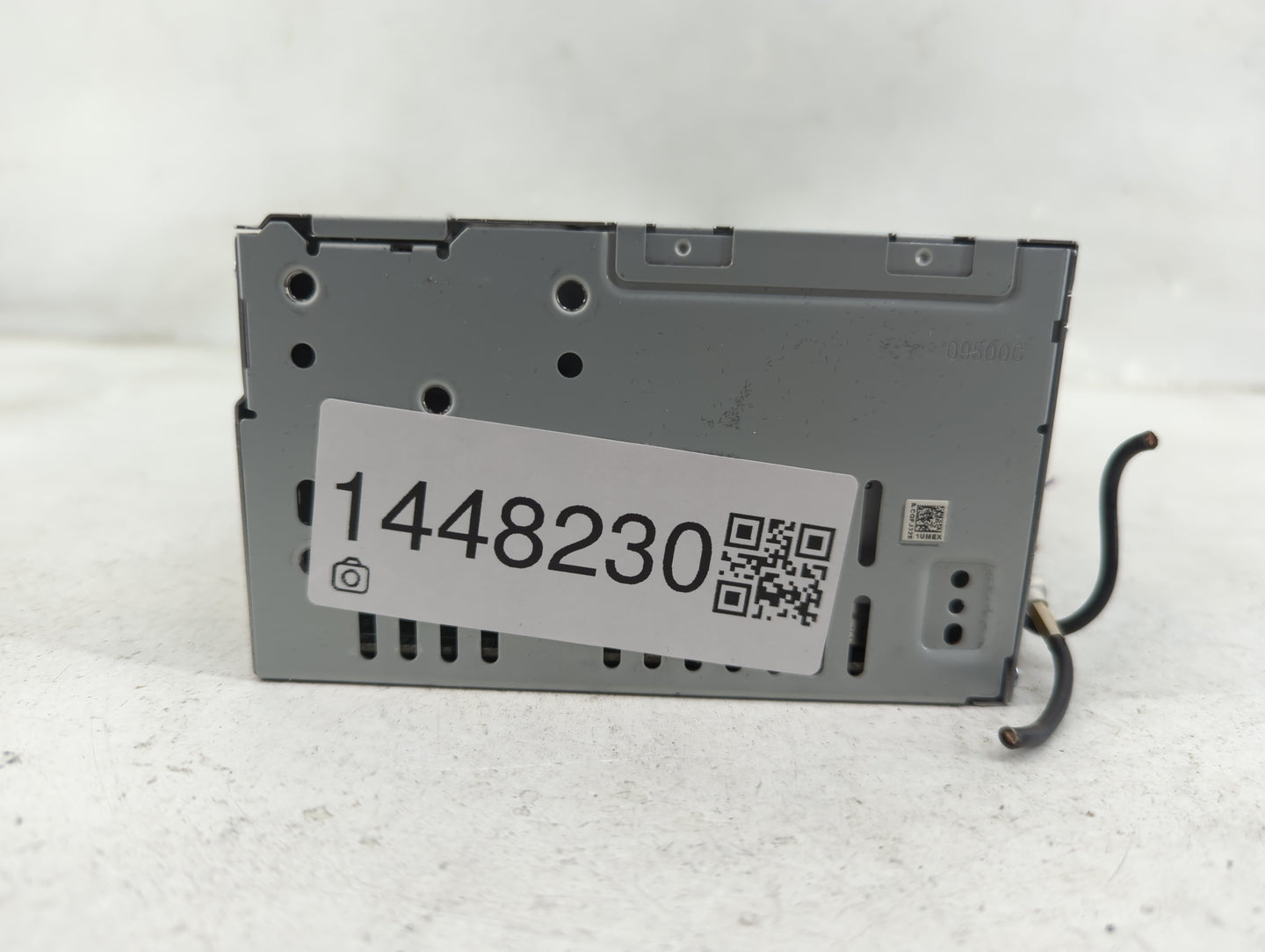 2013-2015 Ford Taurus Radio AM FM Cd Player Receiver Replacement P/N:CQ-FJ32E1UME DG1T-19C1 Fits Fits 2013 2014 2015 OEM Use