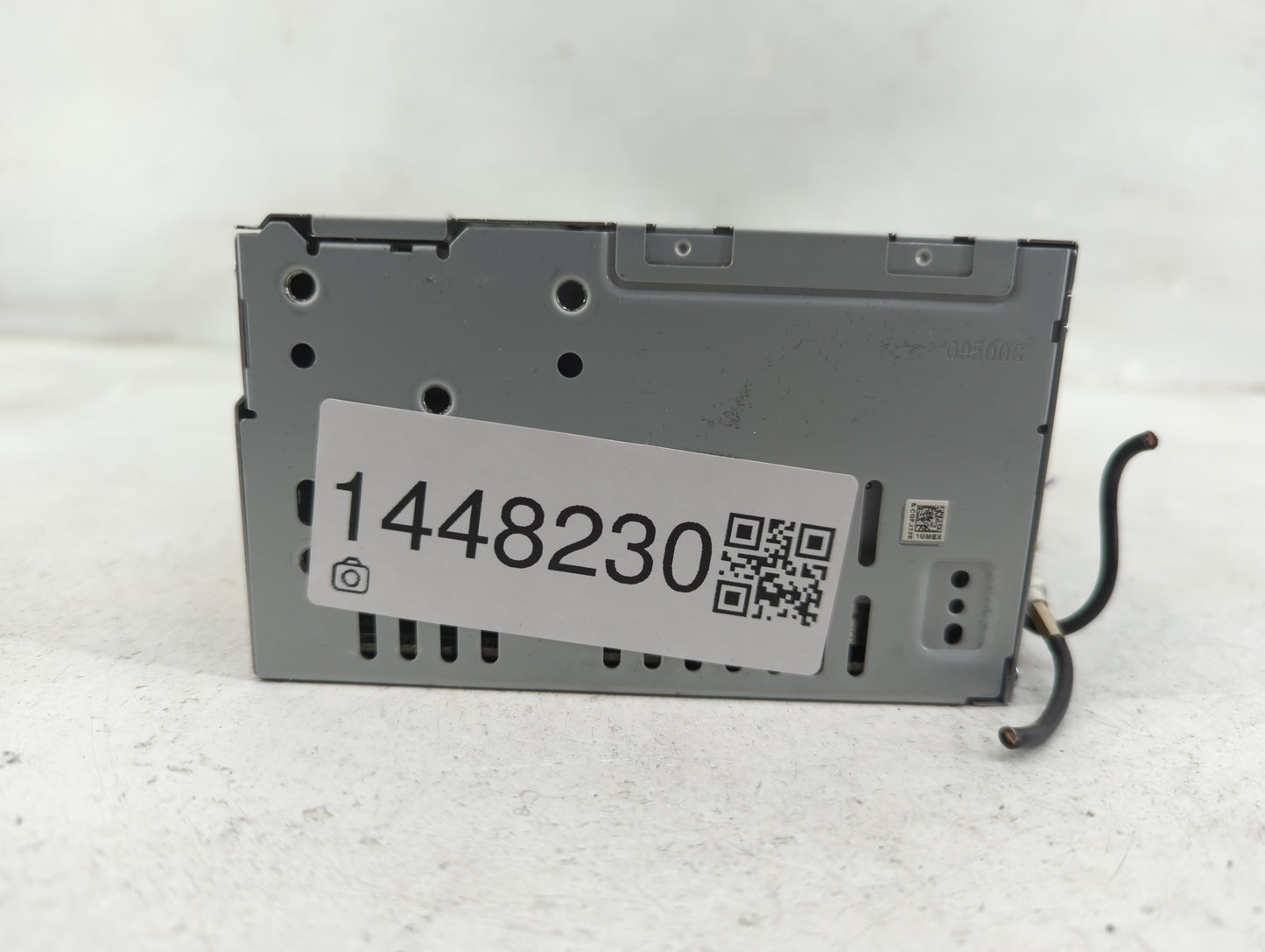 2013-2015 Ford Taurus Radio AM FM Cd Player Receiver Replacement P/N:CQ-FJ32E1UME DG1T-19C1 Fits Fits 2013 2014 2015 OEM Use