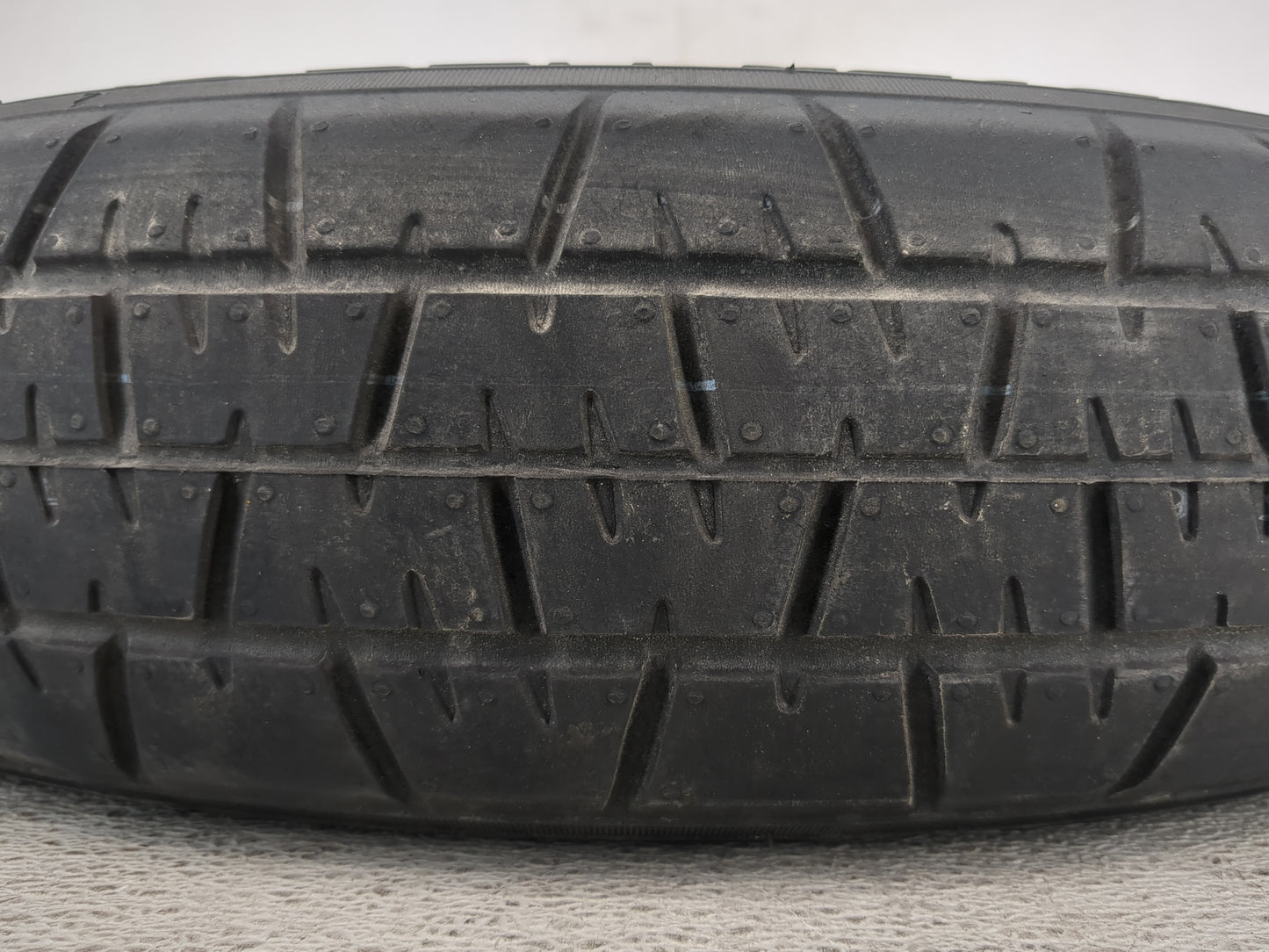 2008-2019 Ford Taurus Spare Donut Tire Wheel Rim Oem 1455254 - Oemusedautoparts1.com