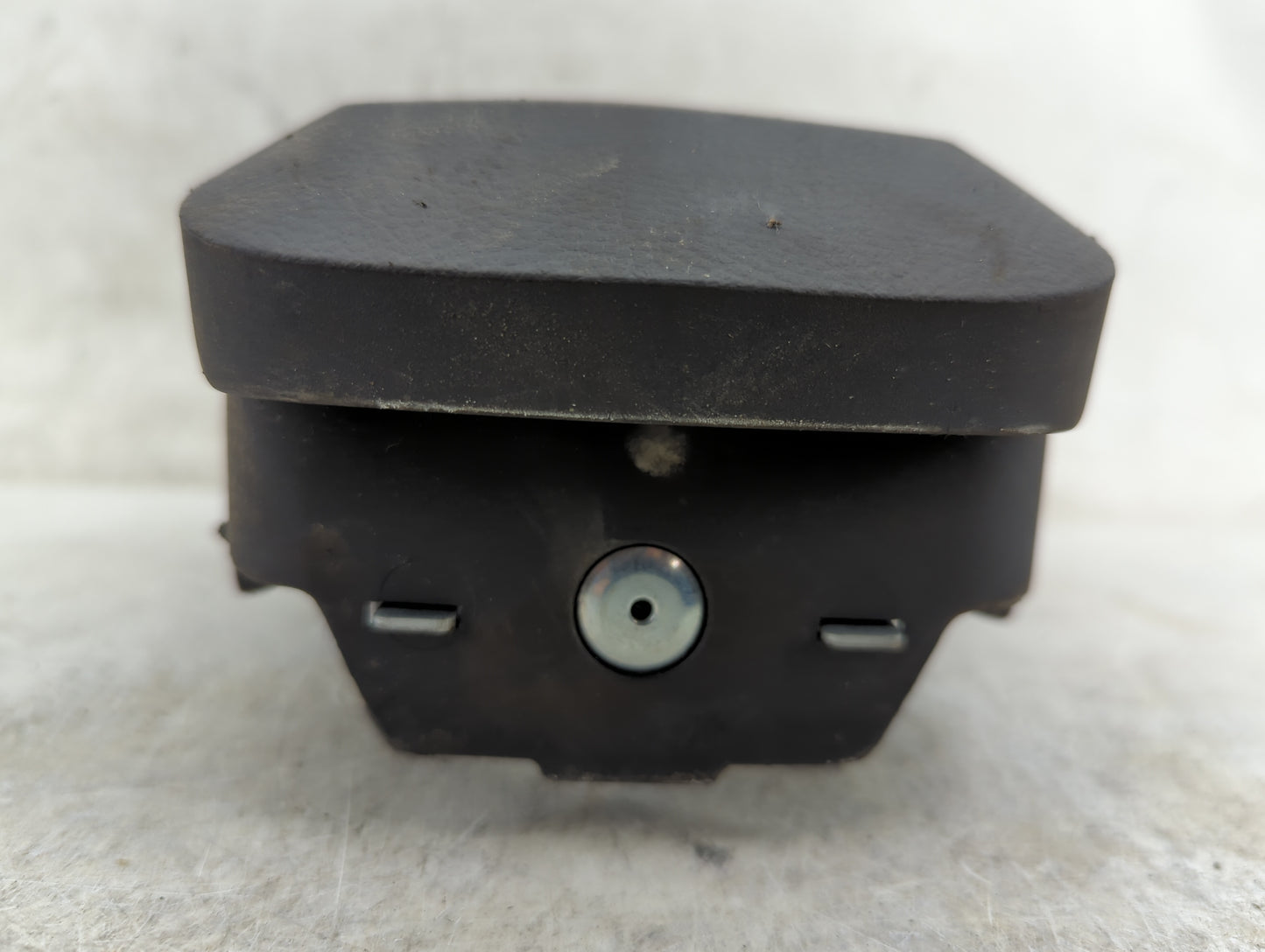 2013-2019 Ford Taurus Air Bag Driver Left Steering Wheel Mounted P/N:AB35B8 A189C 74043B13 Fits OEM Used Auto Parts - Oemuse