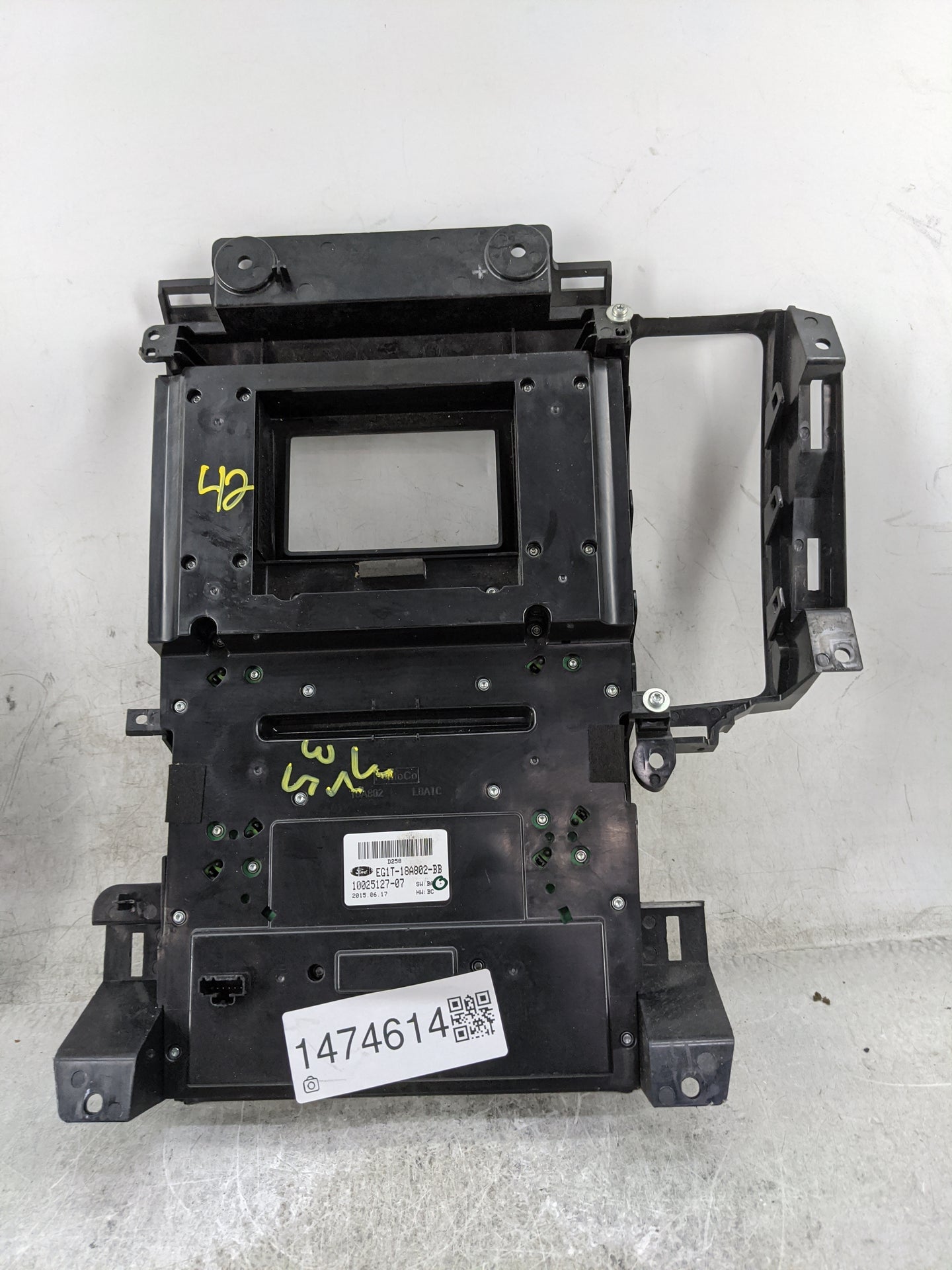 2014-2019 Ford Taurus Radio Control Panel 1474614 - Oemusedautoparts1.com