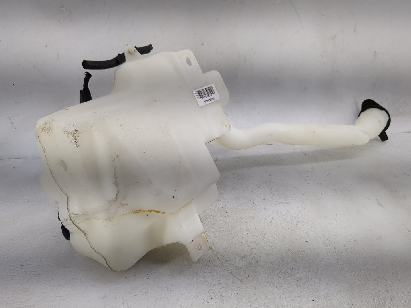2013-2019 Ford Taurus Windshield Washer Fluid Reservoir Bottle 1482143 - Oemusedautoparts1.com