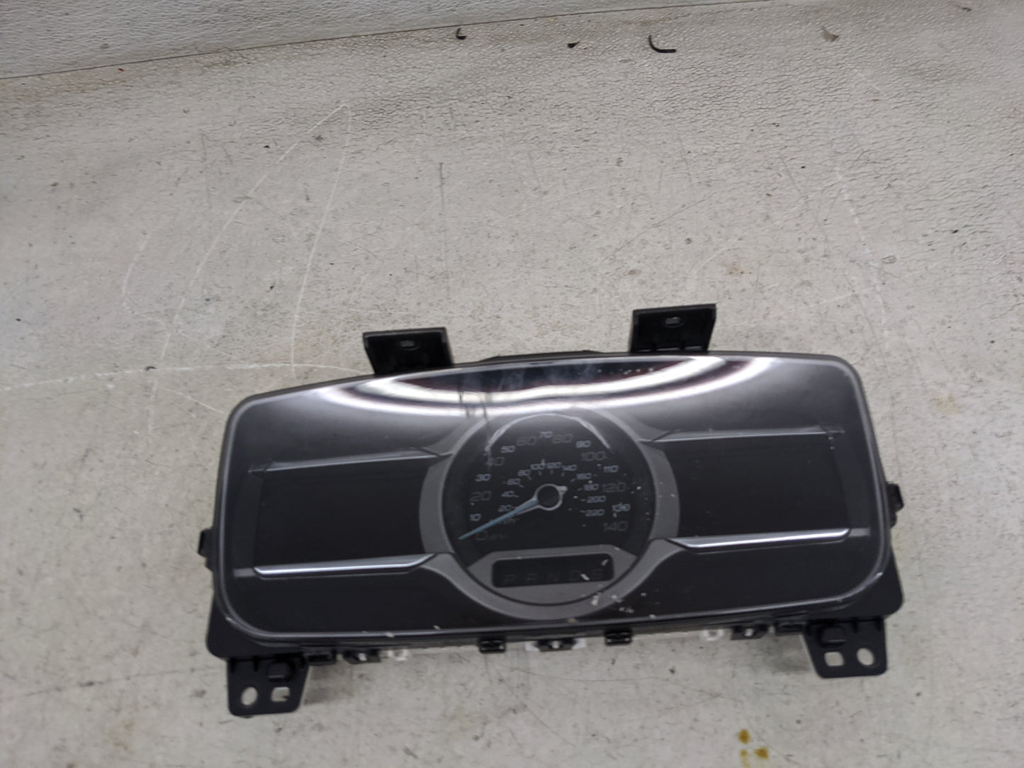 2015 Ford Taurus Instrument Cluster Speedometer Gauges P/N:FG1T-10849-EB MX257480-1711, G8VTA Miles: Fits OEM Used Auto Part