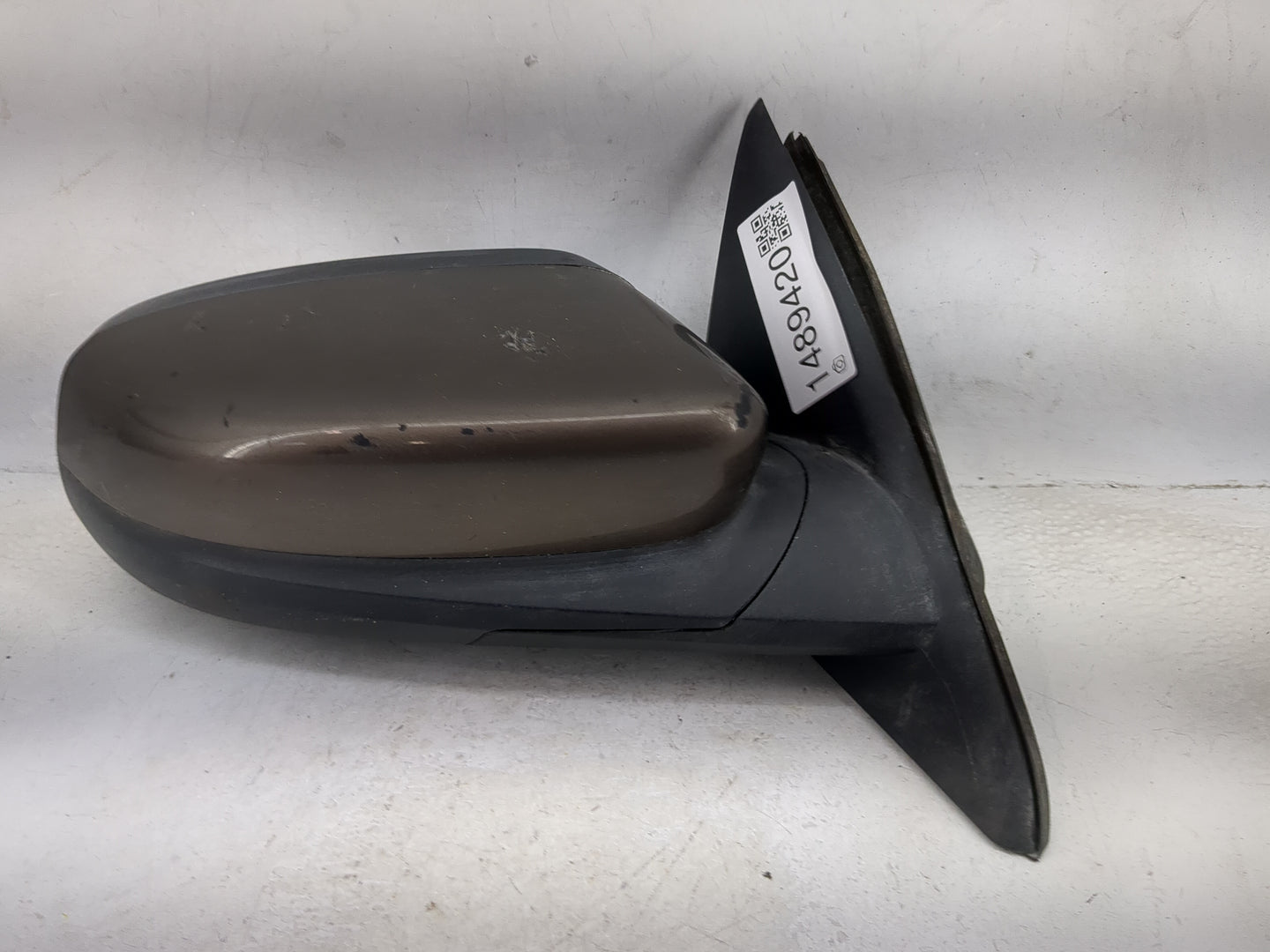 2010-2019 Ford Taurus Passenger Side View Mirror - Right Door Mirror OEM Used - Oemusedautoparts1.com