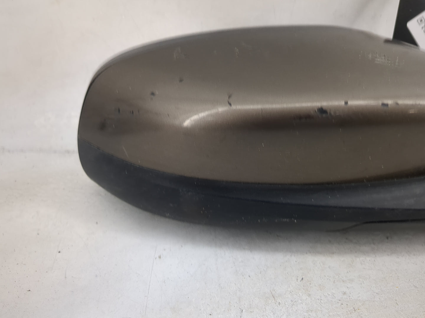 2010-2019 Ford Taurus Passenger Side View Mirror - Right Door Mirror OEM Used - Oemusedautoparts1.com