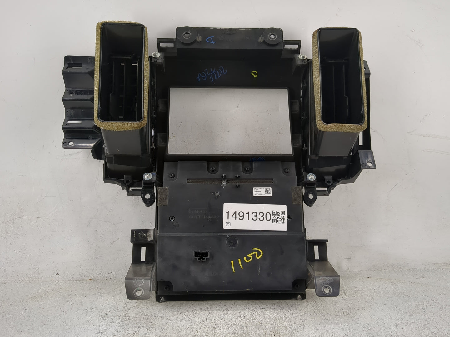 2014-2019 Ford Taurus Radio Control Panel 1491330 - Oemusedautoparts1.com