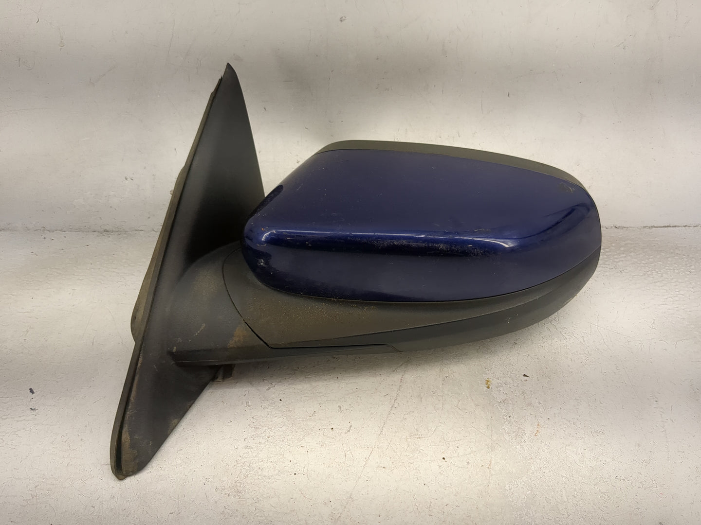 2010-2019 Ford Taurus Driver Side View Mirror - Left Door Mirror OEM Used - Oemusedautoparts1.com