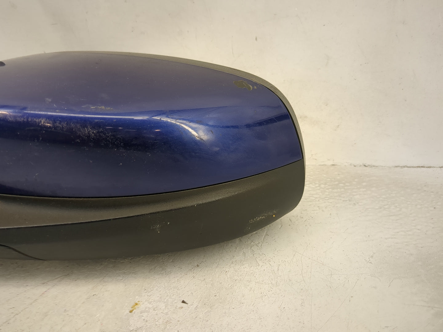 2010-2019 Ford Taurus Driver Side View Mirror - Left Door Mirror OEM Used - Oemusedautoparts1.com