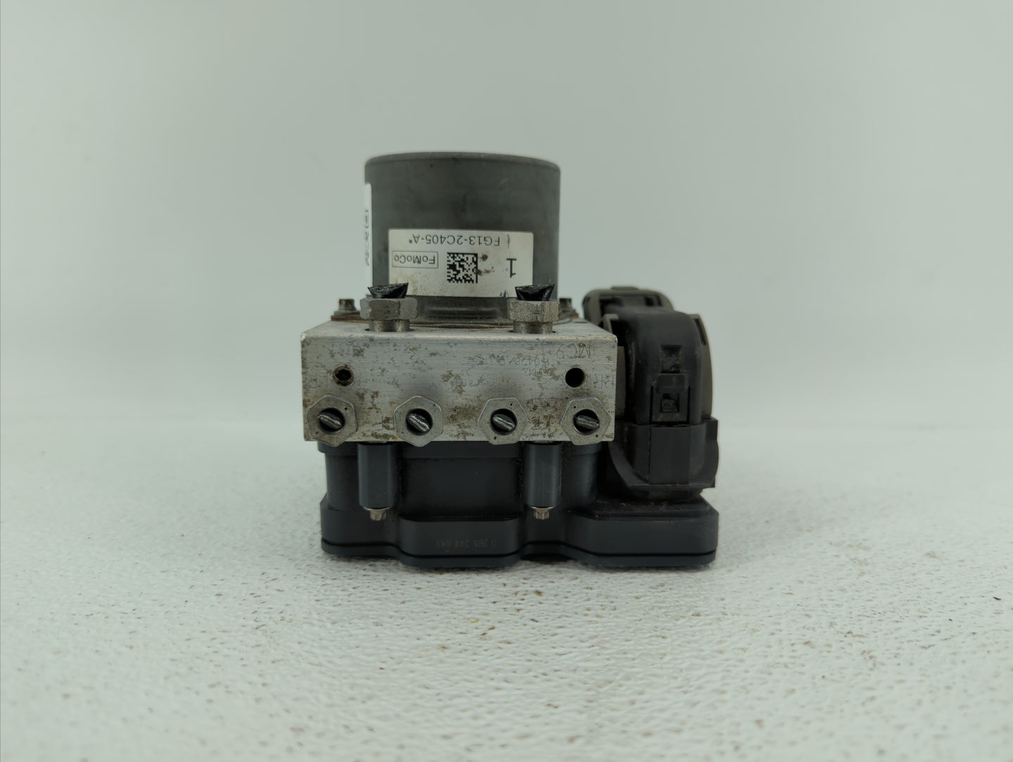 2014-2018 Ford Taurus ABS Pump Control Module Replacement P/N:FG13-2C405-A DG13-2C405-BA Fits Fits 2014 2015 2016 2017 2018 