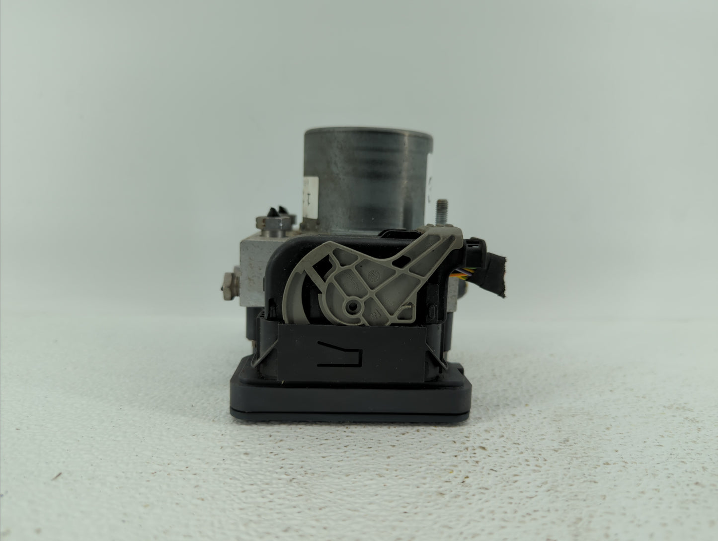 2014-2018 Ford Taurus ABS Pump Control Module Replacement P/N:FG13-2C405-A DG13-2C405-BA Fits Fits 2014 2015 2016 2017 2018 