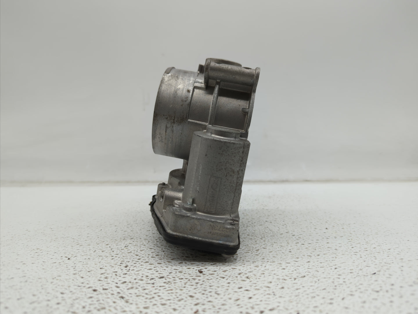 2013-2018 Ford Taurus Throttle Body P/N:GF20-GS20 AT4E-EF, AT4E-9F991-EL Fits Fits 2011 2012 2013 2014 2015 2016 2017 2018 2