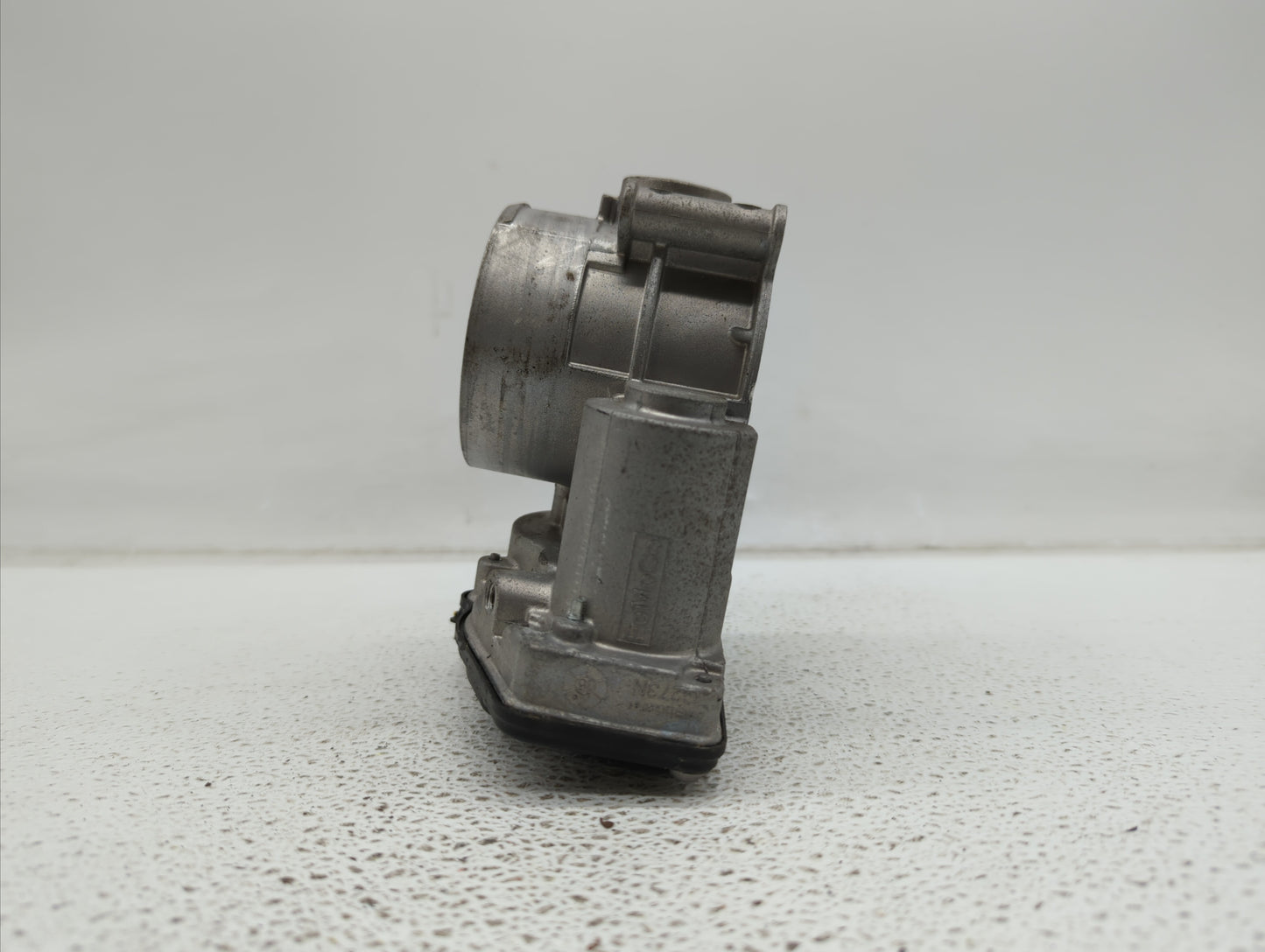 2013-2018 Ford Taurus Throttle Body P/N:GF20-GS20 AT4E-EF, AT4E-9F991-EL Fits Fits 2011 2012 2013 2014 2015 2016 2017 2018 2