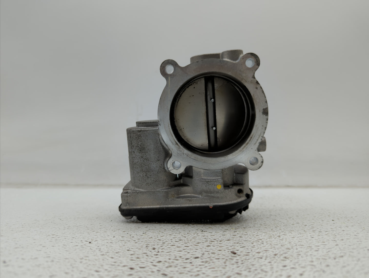 2013-2018 Ford Taurus Throttle Body P/N:GF20-GS20 AT4E-EF, AT4E-9F991-EL Fits Fits 2011 2012 2013 2014 2015 2016 2017 2018 2