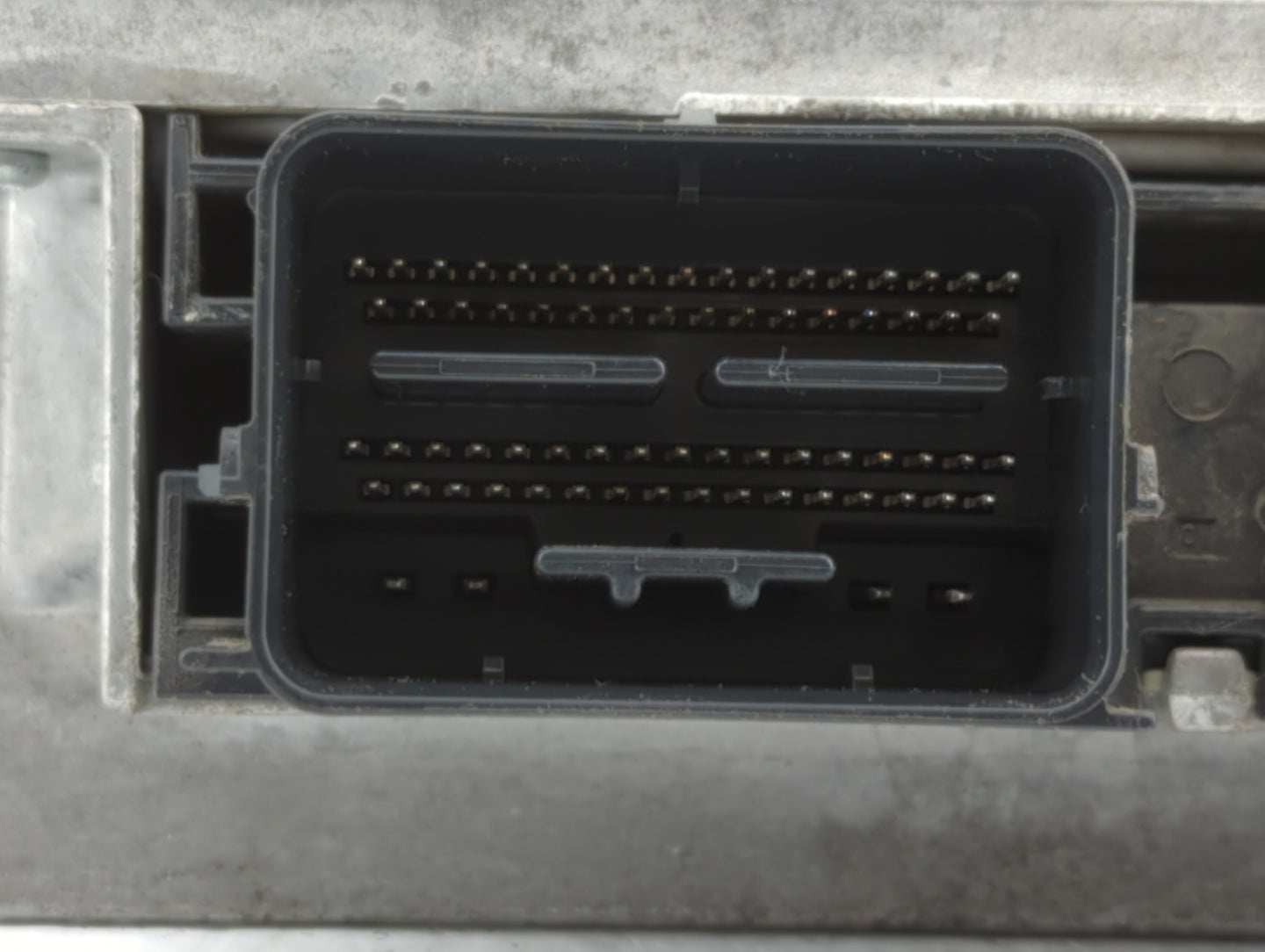 2013-2016 Ford Taurus PCM Engine Control Computer ECU ECM PCU OEM P/N:DG1A-12A650-SB DG1A-12B684-EA Fits Fits 2013 2014 2015