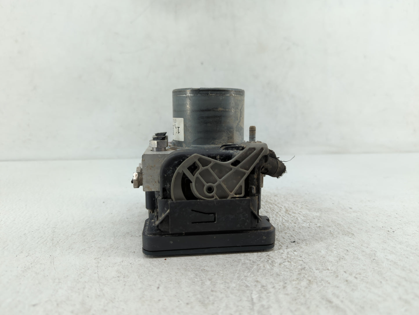 2014-2018 Ford Taurus ABS Pump Control Module Replacement P/N:DG13-2C405-B DG13-2C405-A Fits Fits 2014 2015 2016 2017 2018 O