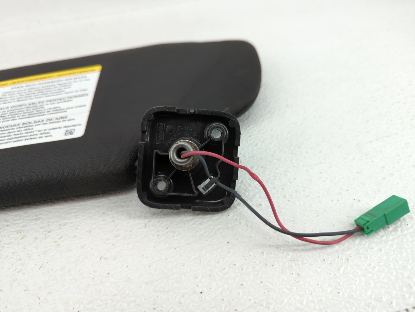 2013-2019 Ford Taurus Sun Visor Shade Replacement Passenger Right Mirror Fits OEM Used Auto Parts - Oemusedautoparts1.com