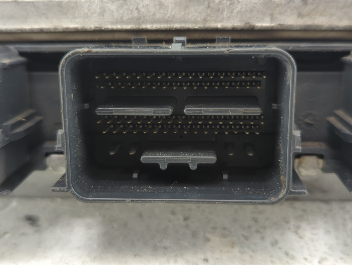 2013-2016 Ford Taurus PCM Engine Control Computer ECU ECM PCU OEM P/N:DG1A-12A650-SB DG1A-12B684-EA Fits Fits 2013 2014 2015