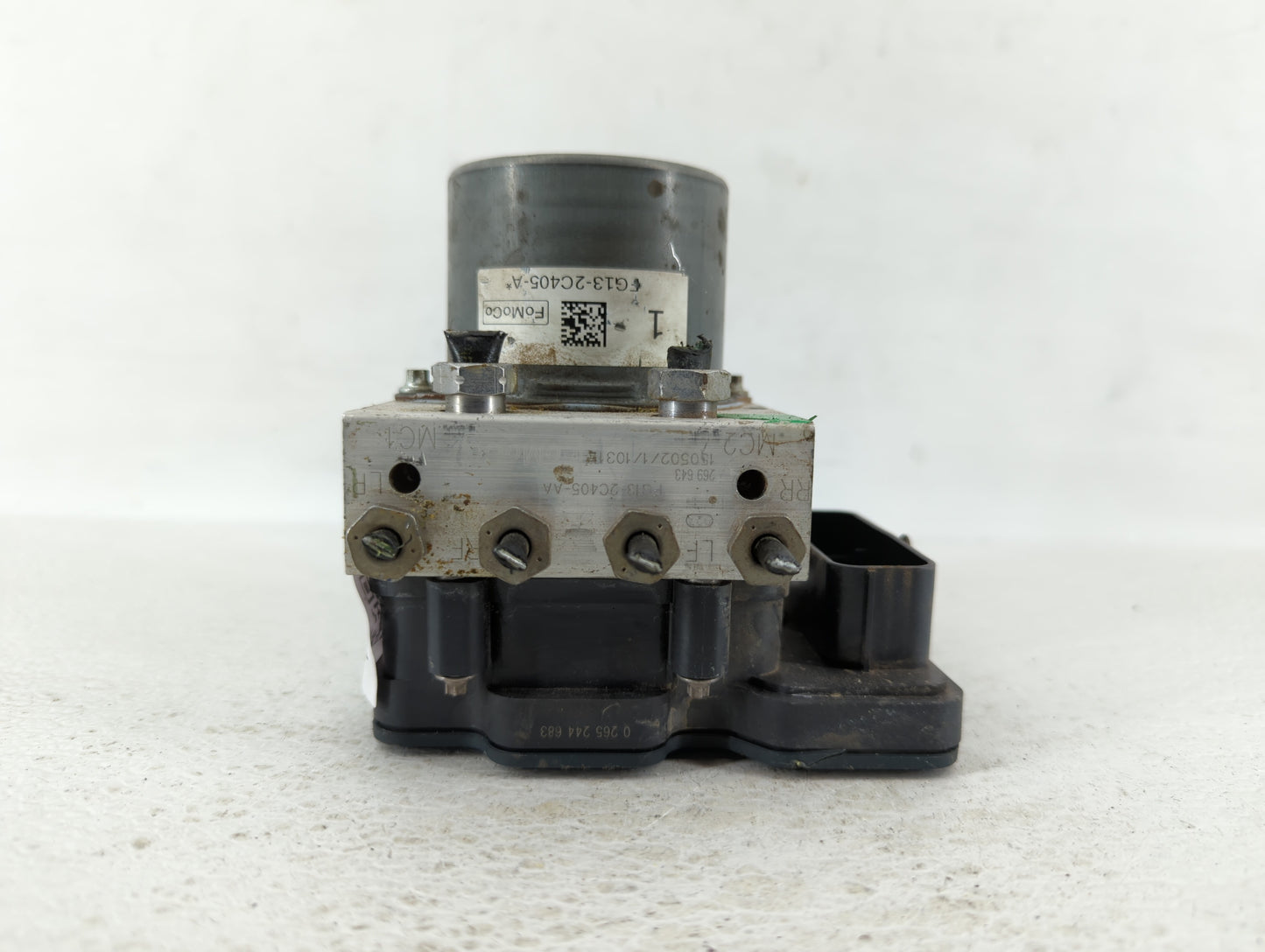 2014-2019 Ford Taurus ABS Pump Control Module Replacement P/N:FG13-2C405-AA FG13-2C405-AC Fits Fits 2014 2015 2016 2017 2018