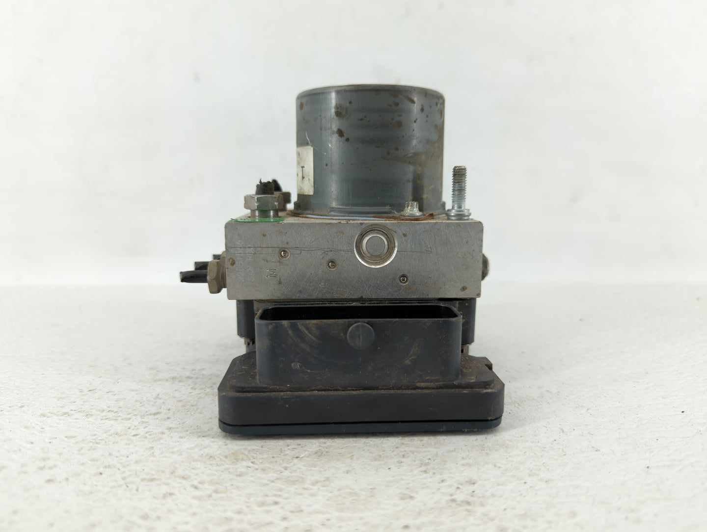 2014-2019 Ford Taurus ABS Pump Control Module Replacement P/N:FG13-2C405-AA FG13-2C405-AC Fits Fits 2014 2015 2016 2017 2018