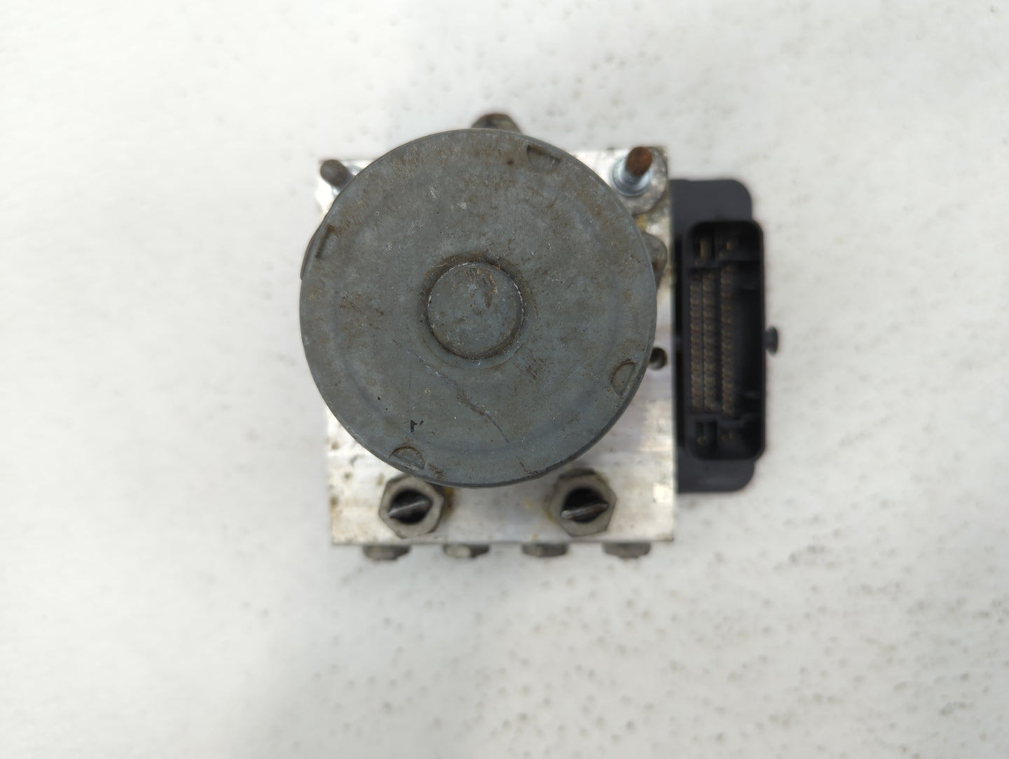 2014-2019 Ford Taurus ABS Pump Control Module Replacement P/N:FG13-2C405-AB FG13-2C405-AA Fits Fits 2014 2015 2016 2017 2018