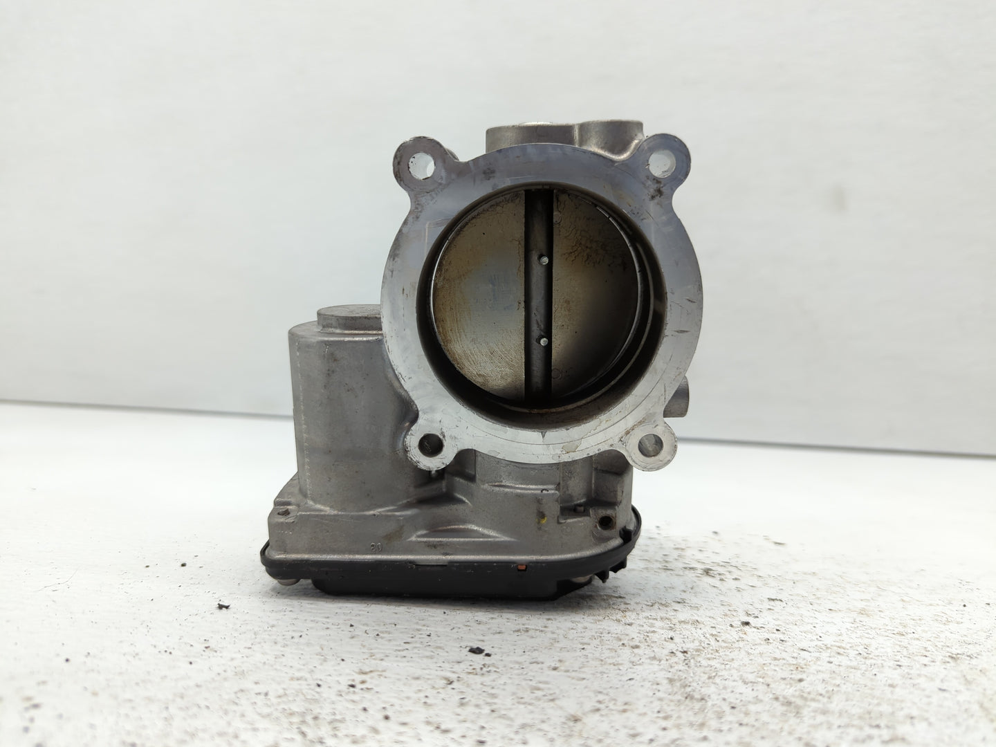 2013-2019 Ford Taurus Throttle Body P/N:AT4E-9F991-EH Fits Fits 2011 2012 2013 2014 2015 2016 2017 2018 2019 OEM Used Auto P