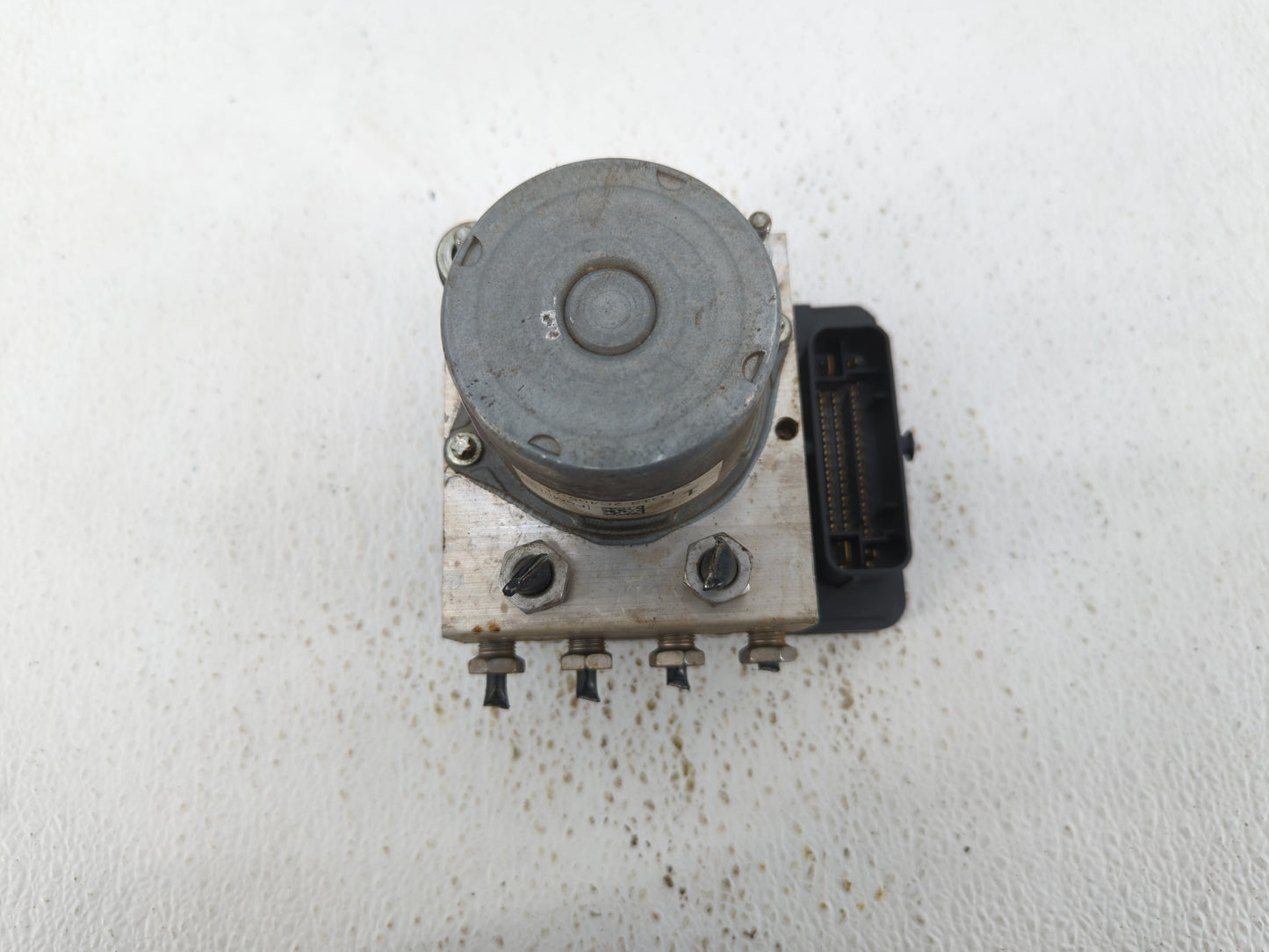 2014-2019 Ford Taurus ABS Pump Control Module Replacement P/N:FG13-2C405-AB FG13-2C405-AA Fits Fits 2014 2015 2016 2017 2018