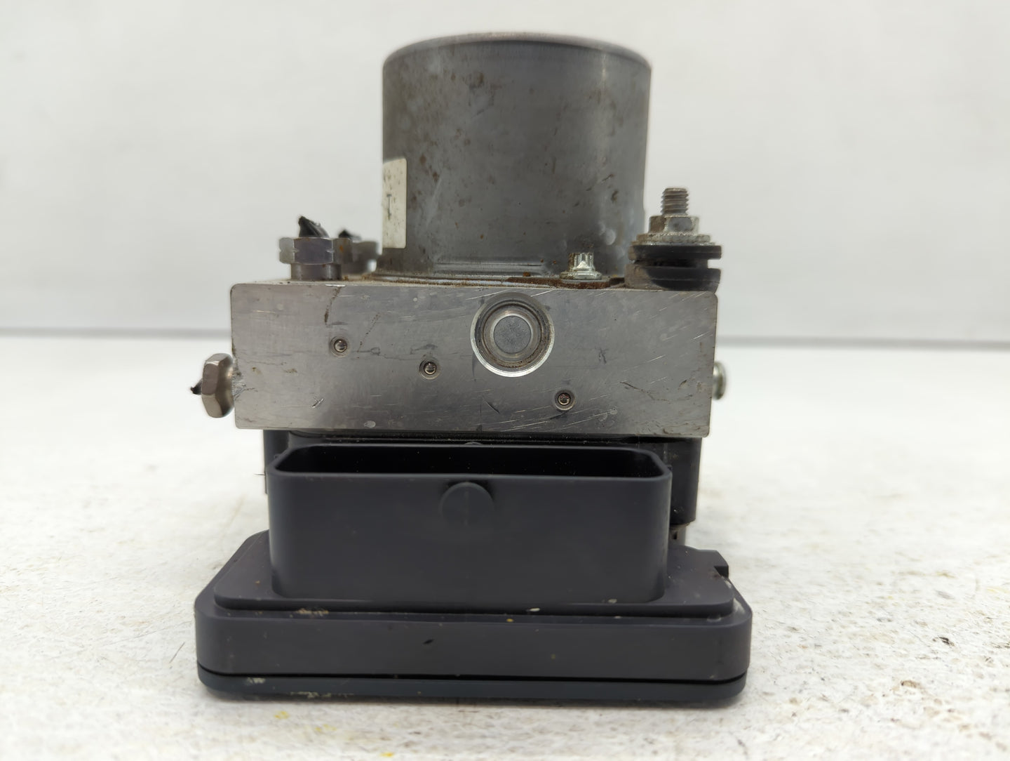 2014-2019 Ford Taurus ABS Pump Control Module Replacement P/N:FG13-2C405-AB Fits Fits 2014 2015 2016 2017 2018 2019 OEM Used
