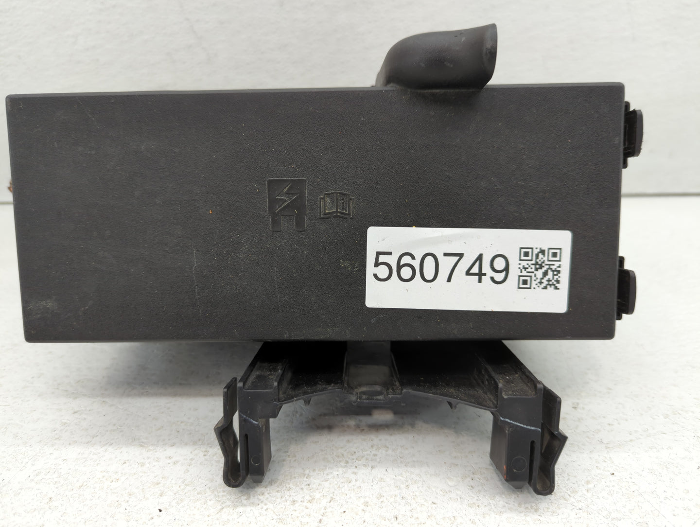 2013-2016 Ford Taurus Fusebox Fuse Box Panel Relay Module P/N:DG1T-14A003-BA Fits Fits 2013 2014 2015 2016 OEM Used Auto Par