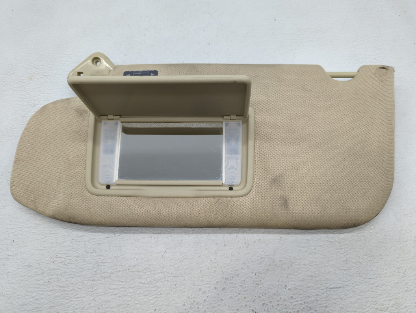 2013-2019 Ford Taurus Sun Visor Shade Replacement Passenger Right Mirror Fits OEM Used Auto Parts - Oemusedautoparts1.com