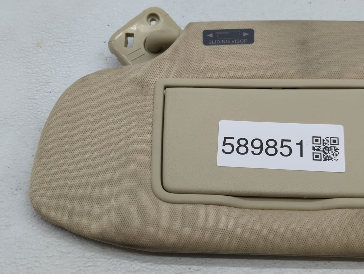 2013-2019 Ford Taurus Sun Visor Shade Replacement Passenger Right Mirror Fits OEM Used Auto Parts - Oemusedautoparts1.com