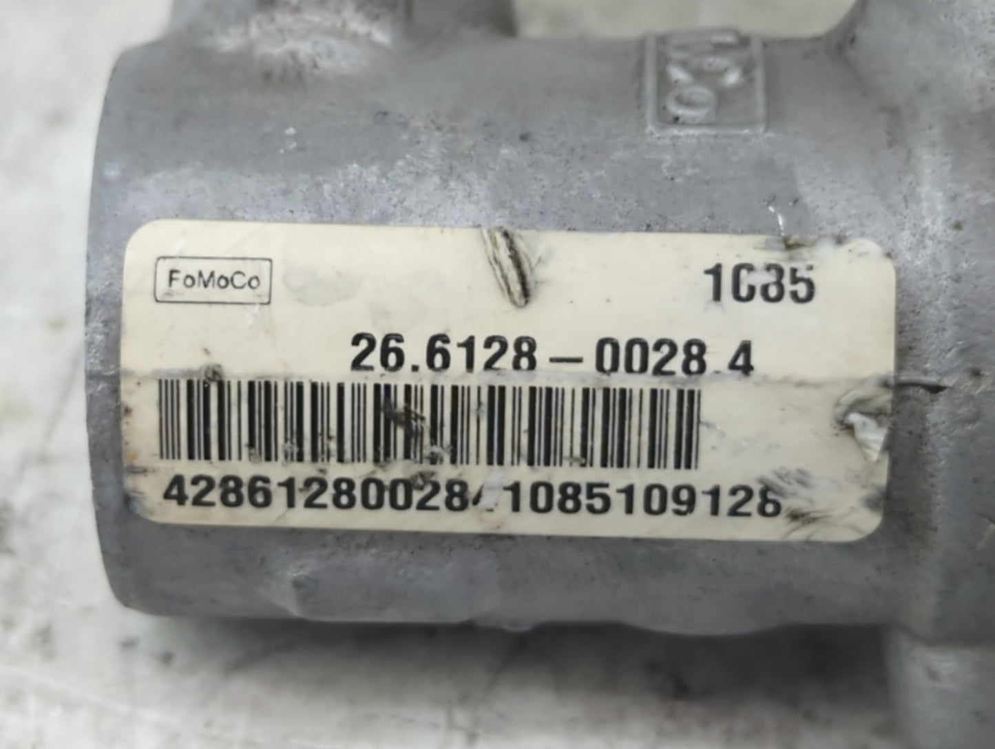 2013-2019 Ford Taurus Brake Master Cylinder - Oemusedautoparts1.com
