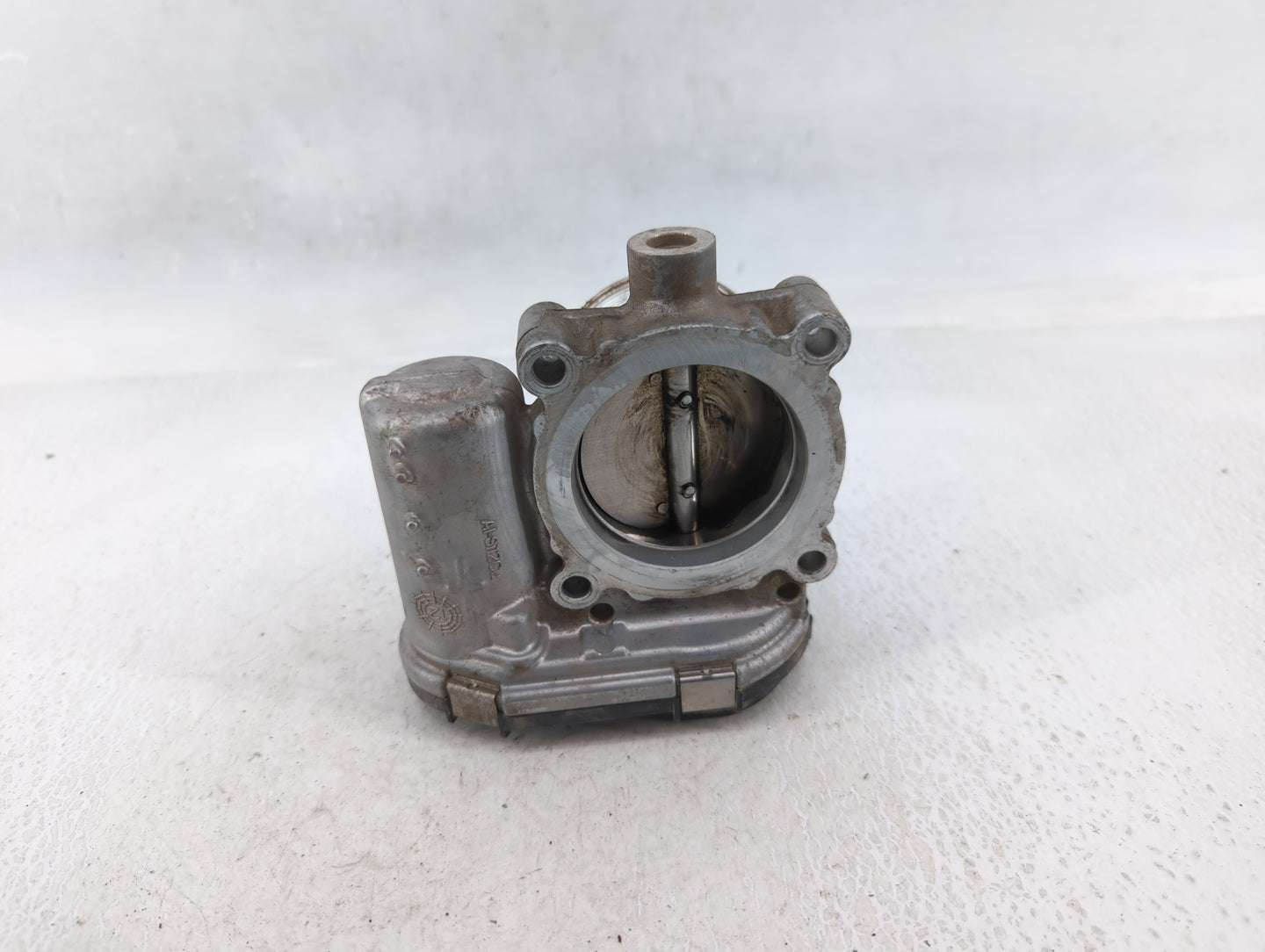 2013-2017 Ford Taurus Throttle Body P/N:CM5E 9F991 AD Fits Fits 2012 2013 2014 2015 2016 2017 OEM Used Auto Parts - Oemuseda