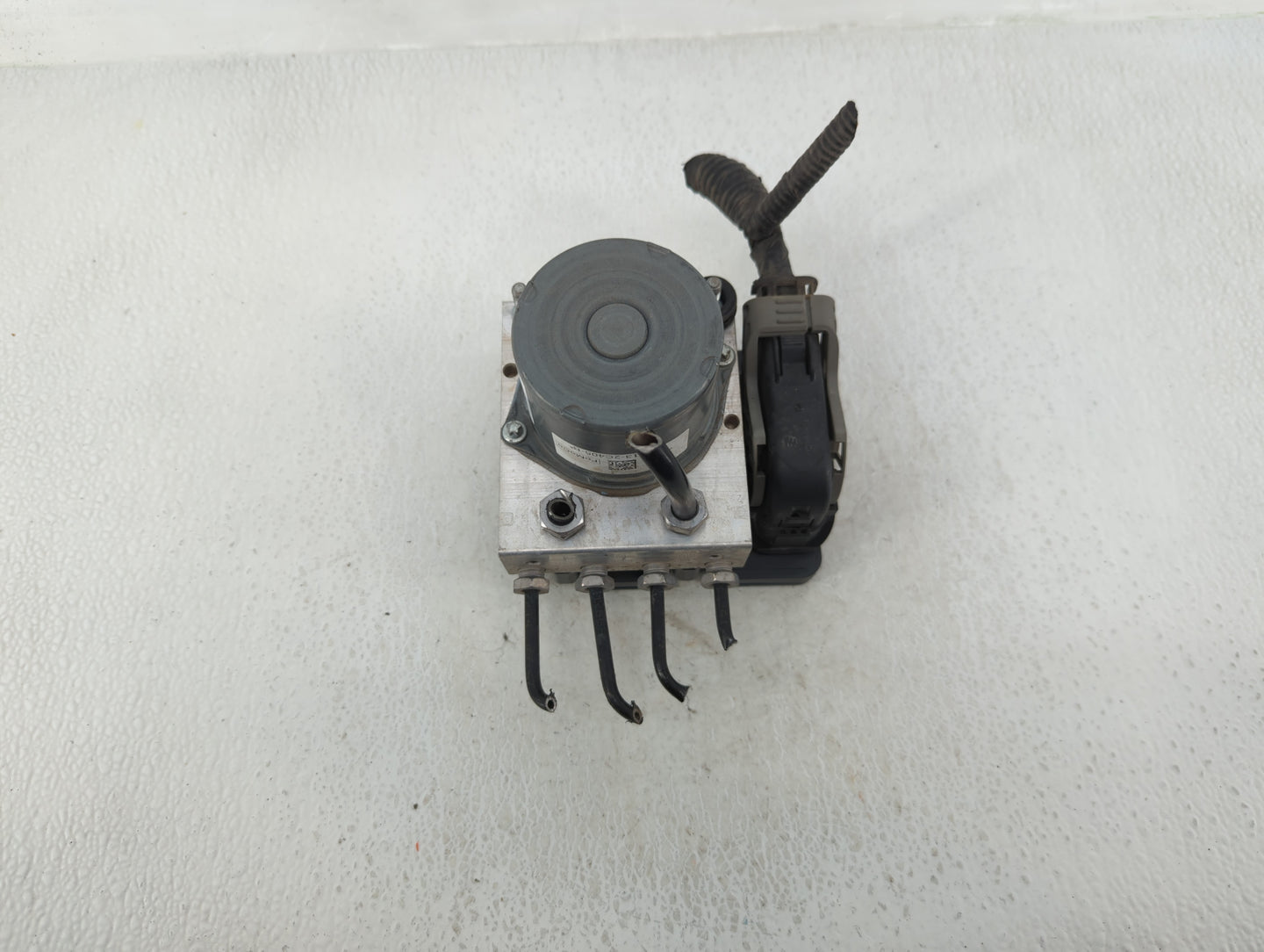 2014-2019 Ford Taurus ABS Pump Control Module Replacement P/N:140605/1/1912 150423/1/190 Fits Fits 2014 2015 2016 2017 2018 