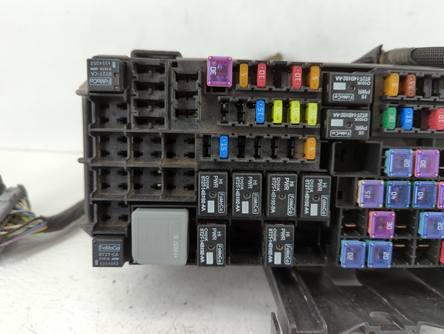 2013-2016 Ford Taurus Fusebox Fuse Box Panel Relay Module P/N:DG1T-14A003-BA Fits Fits 2013 2014 2015 2016 OEM Used Auto Par