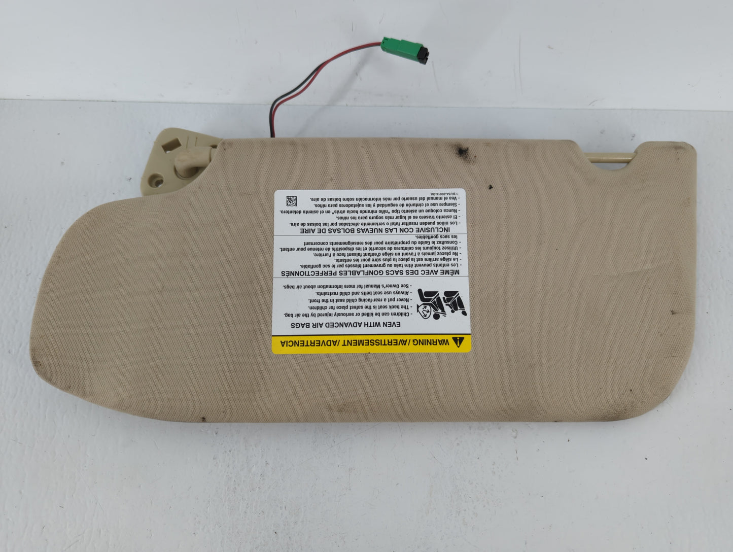 2013-2019 Ford Taurus Sun Visor Shade Replacement Passenger Right Mirror Fits OEM Used Auto Parts - Oemusedautoparts1.com