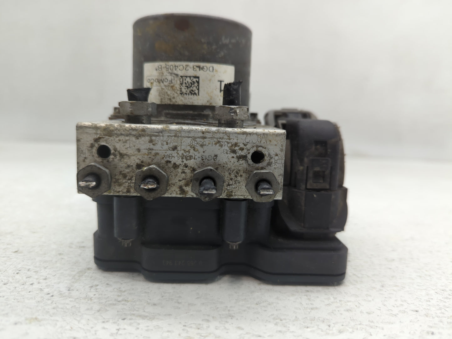 2014-2019 Ford Taurus ABS Pump Control Module Replacement P/N:DG13-2C405-B Fits Fits 2014 2015 2016 2017 2018 2019 OEM Used 
