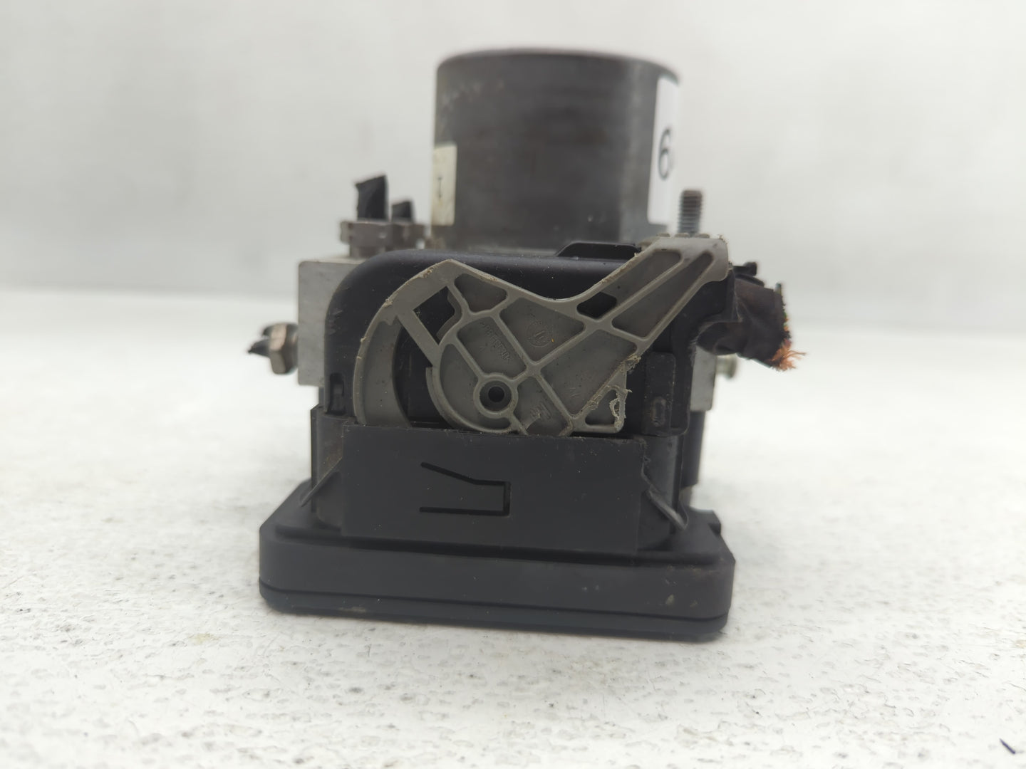 2014-2019 Ford Taurus ABS Pump Control Module Replacement P/N:DG13-2C405-B Fits Fits 2014 2015 2016 2017 2018 2019 OEM Used 