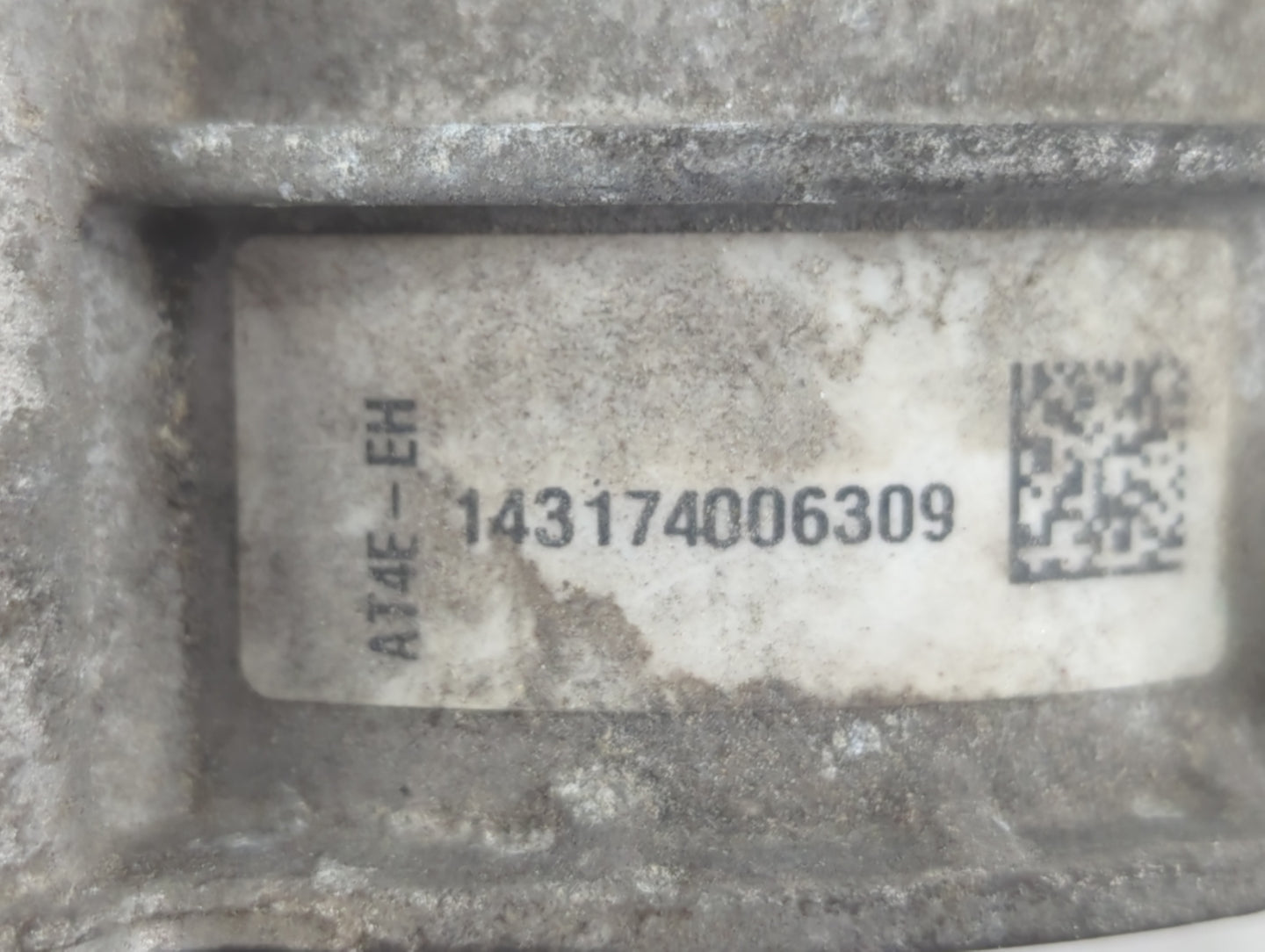2013-2019 Ford Taurus Throttle Body P/N:AT4E-EH 143174006309 Fits Fits 2011 2012 2013 2014 2015 2016 2017 2018 2019 OEM Used
