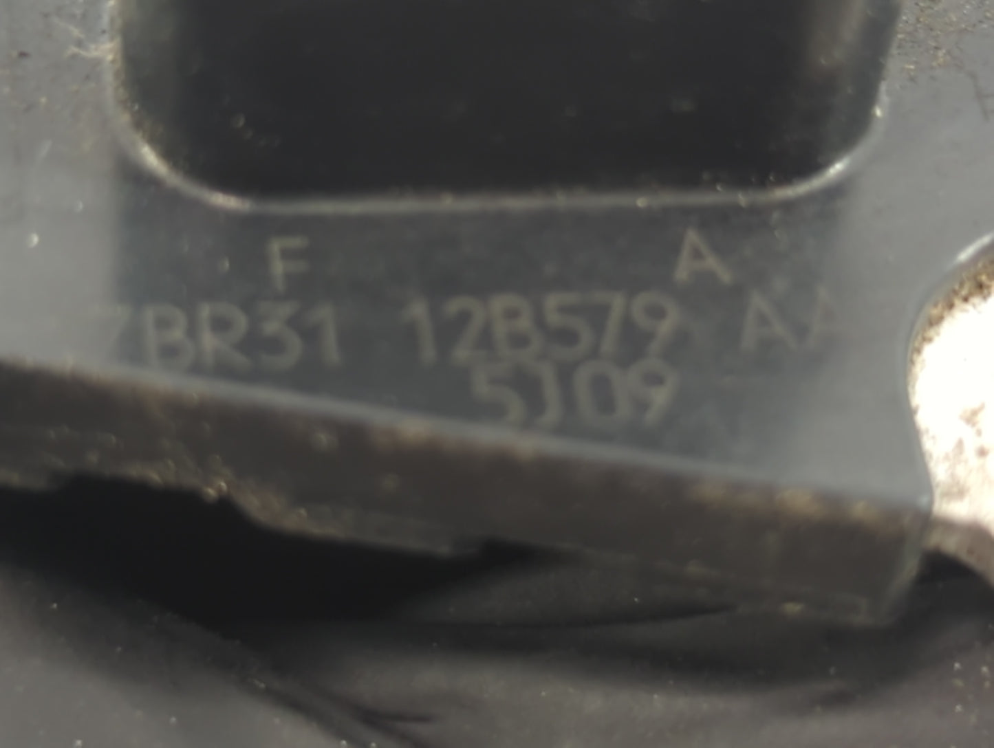 2013-2016 Ford Taurus Mass Air Flow Meter Maf - Oemusedautoparts1.com