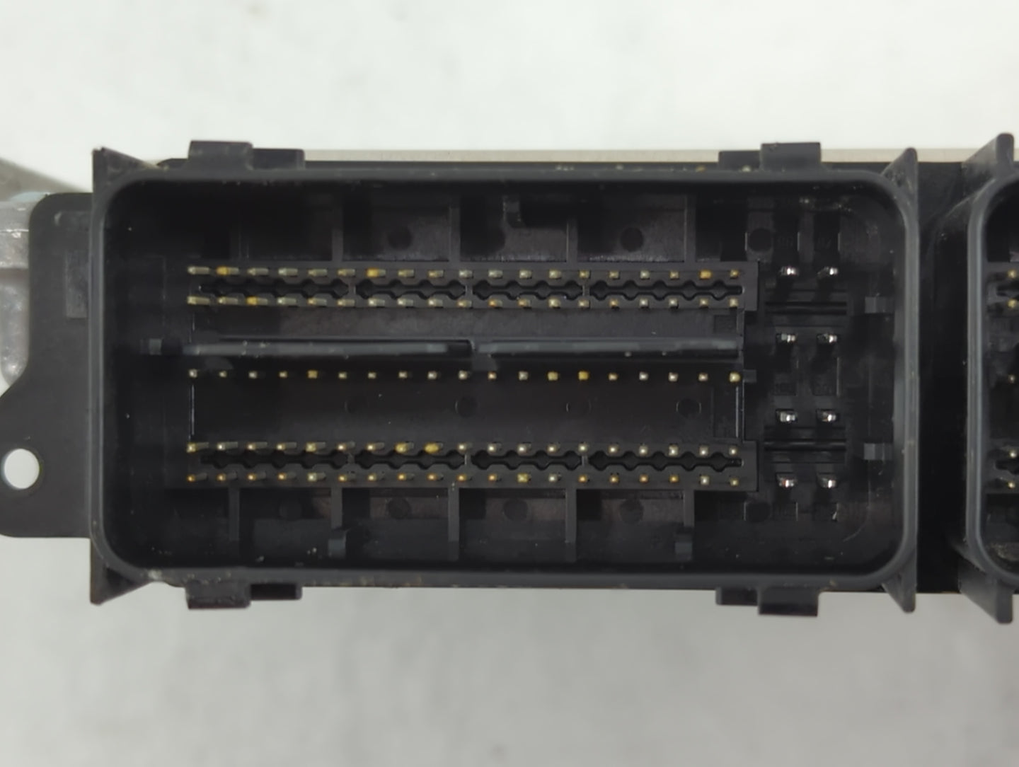 2013-2015 Ford Taurus PCM Engine Control Computer ECU ECM PCU OEM P/N:FG1A-12A650-TA Fits Fits 2013 2014 2015 2016 OEM Used 