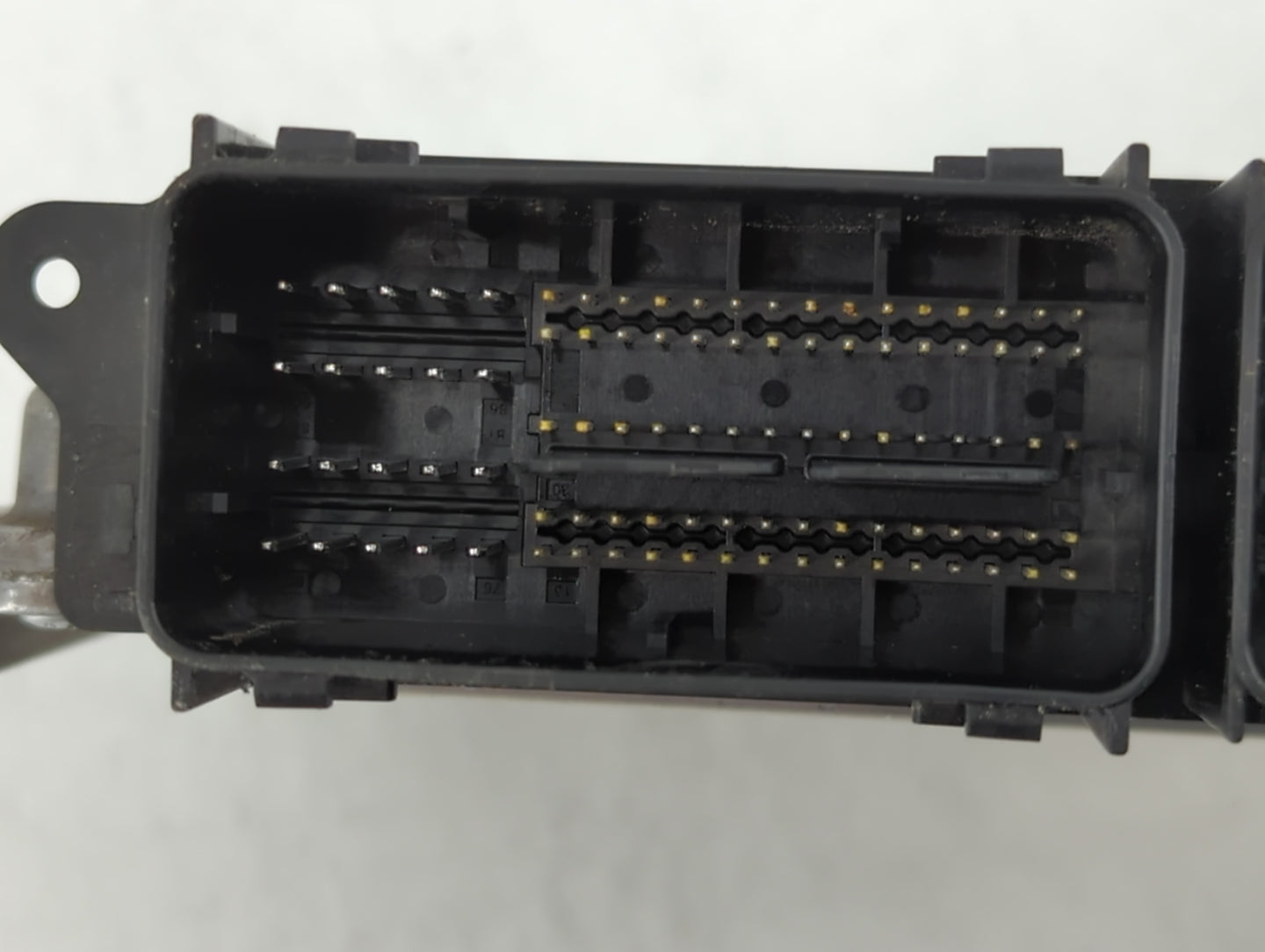 2013-2015 Ford Taurus PCM Engine Control Computer ECU ECM PCU OEM P/N:FG1A-12A650-TA Fits Fits 2013 2014 2015 2016 OEM Used 